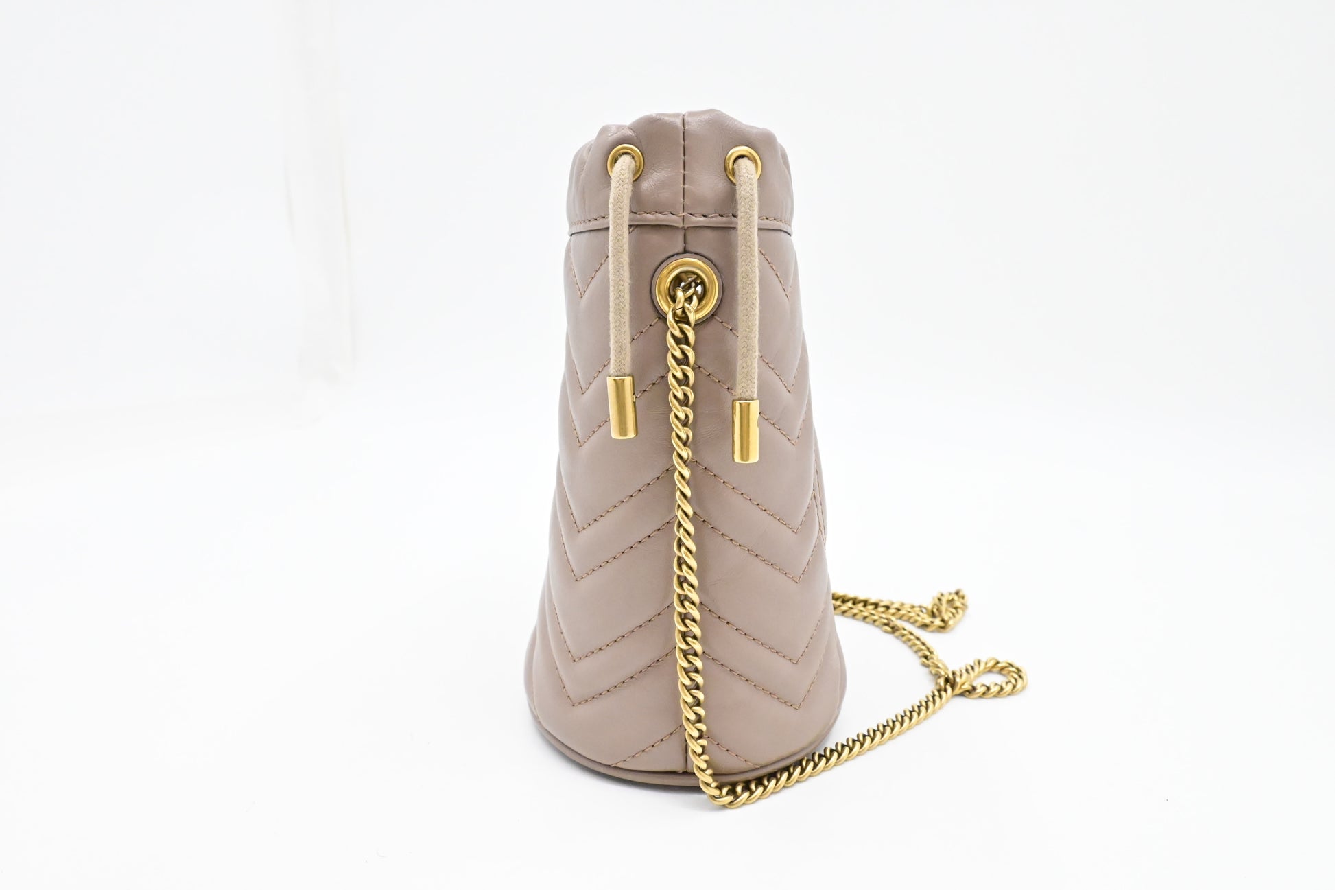 Gucci Clay Quilted Leather Mini Bucket Bag