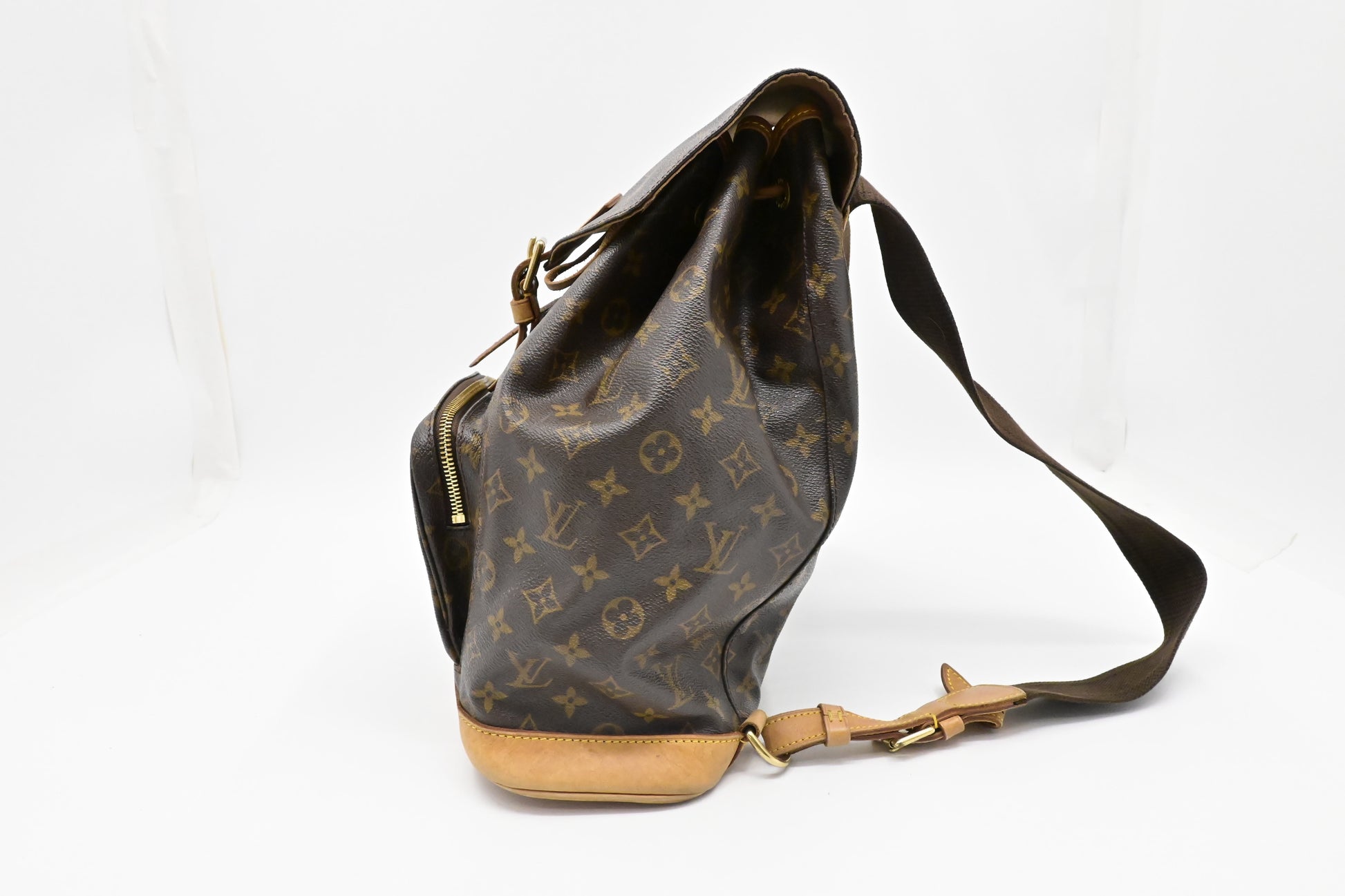 Louis Vuitton Montsouris GM Monogram Canvas Handbag