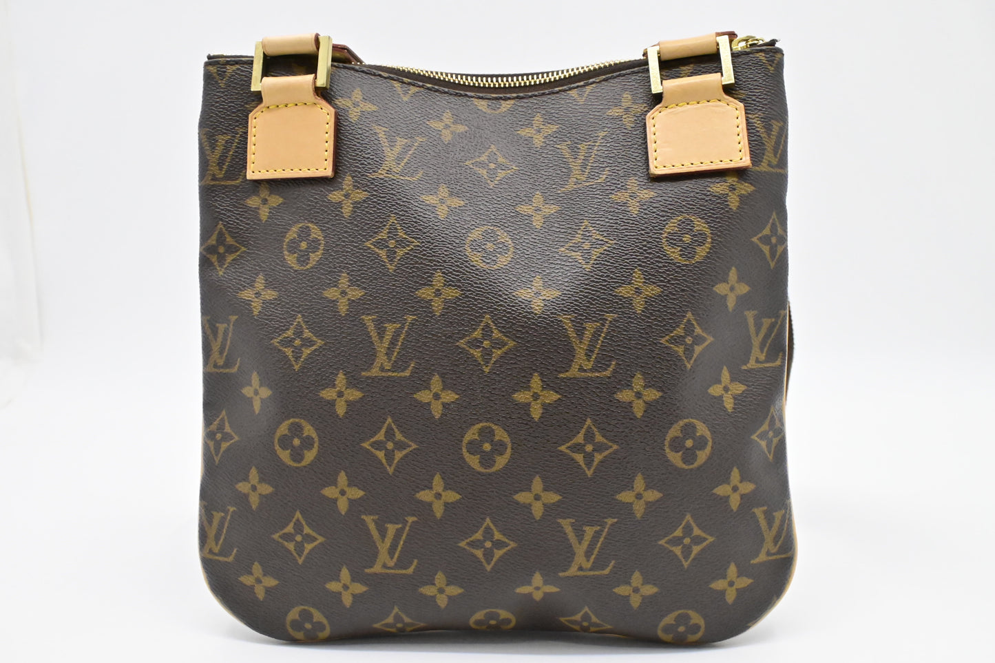 Louis Vuitton Pochette Bosphore Monogram Canvas Clutch Bag