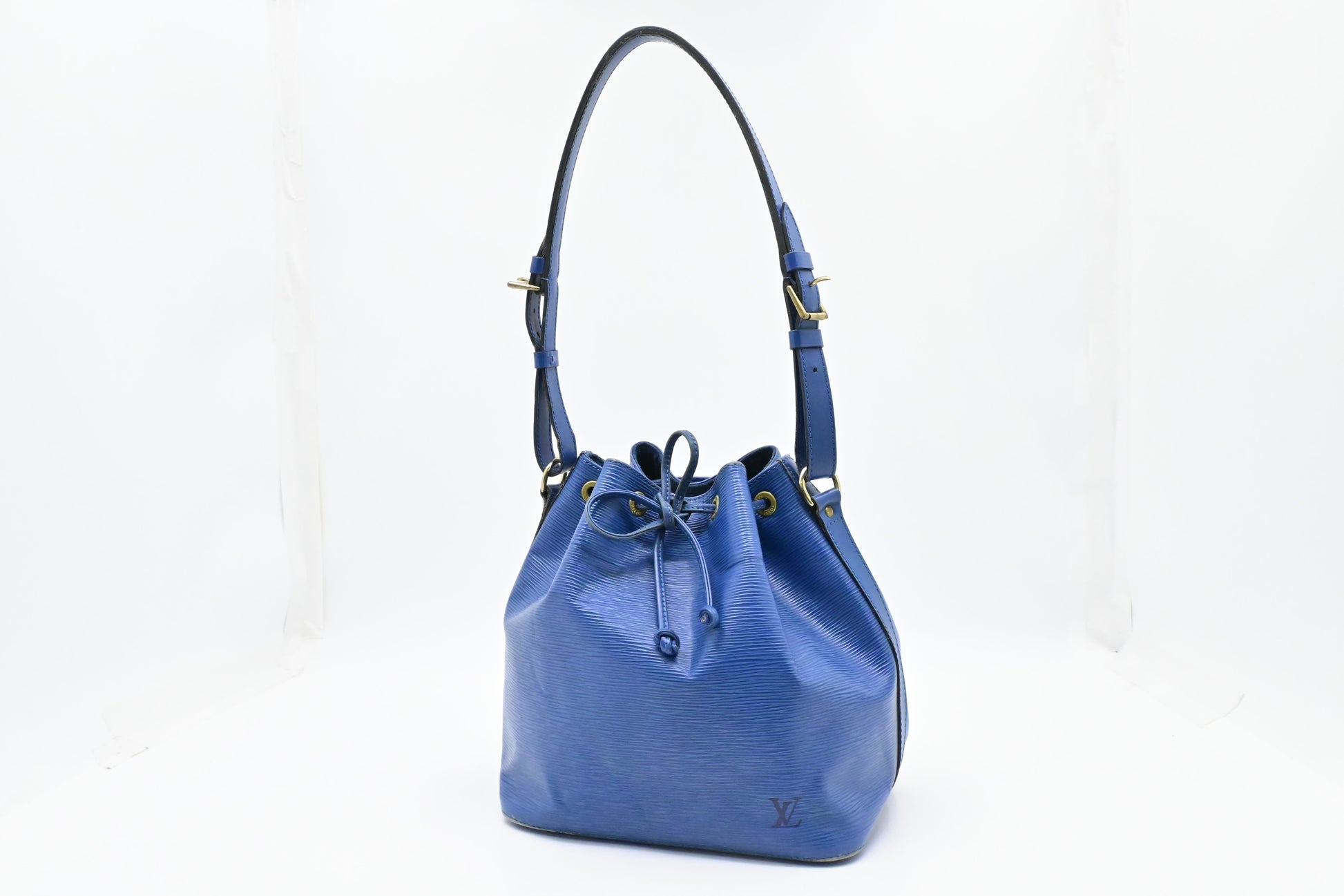 Louis Vuitton Petit Noe Epi Leather Blue Handbag Leather 1