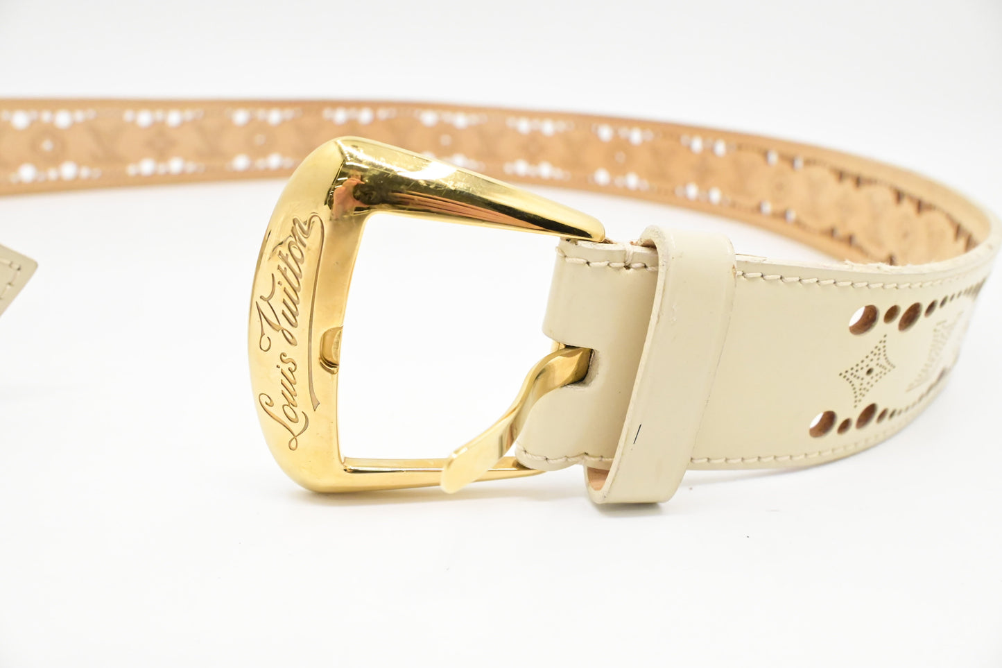 Louis Vuitton Phoenix Belt Cream Mahina Leather