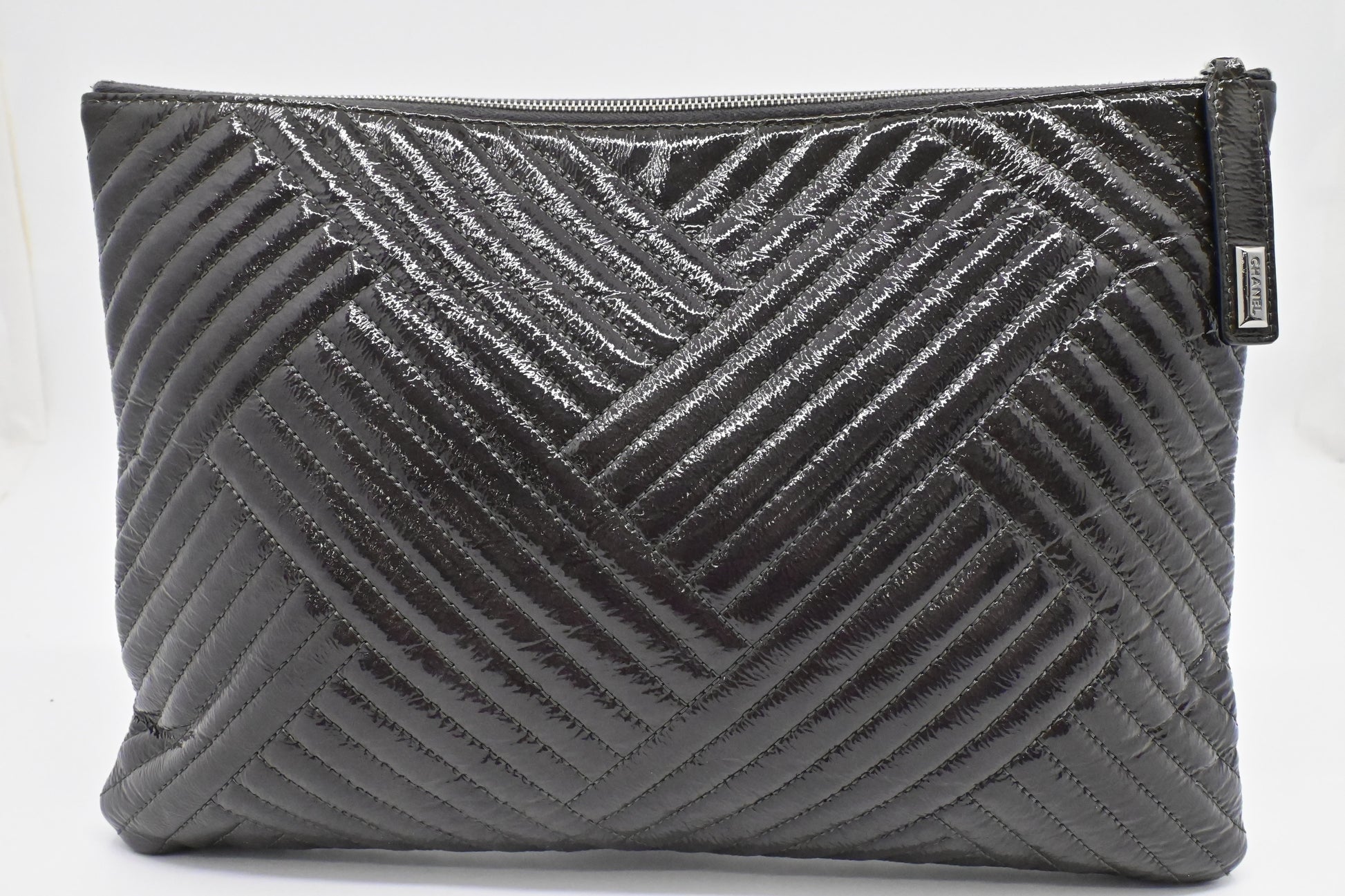 Chanel O Patent Gray Leather Handbag