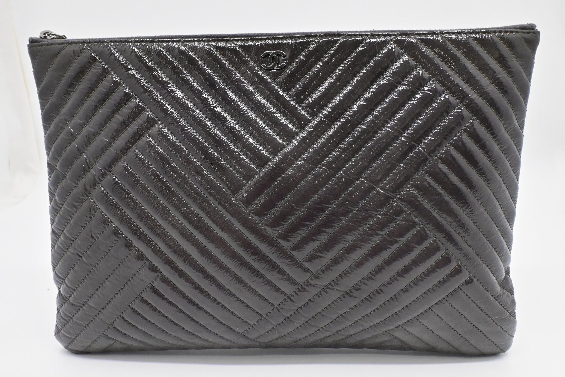 Chanel O Patent Gray Leather Handbag
