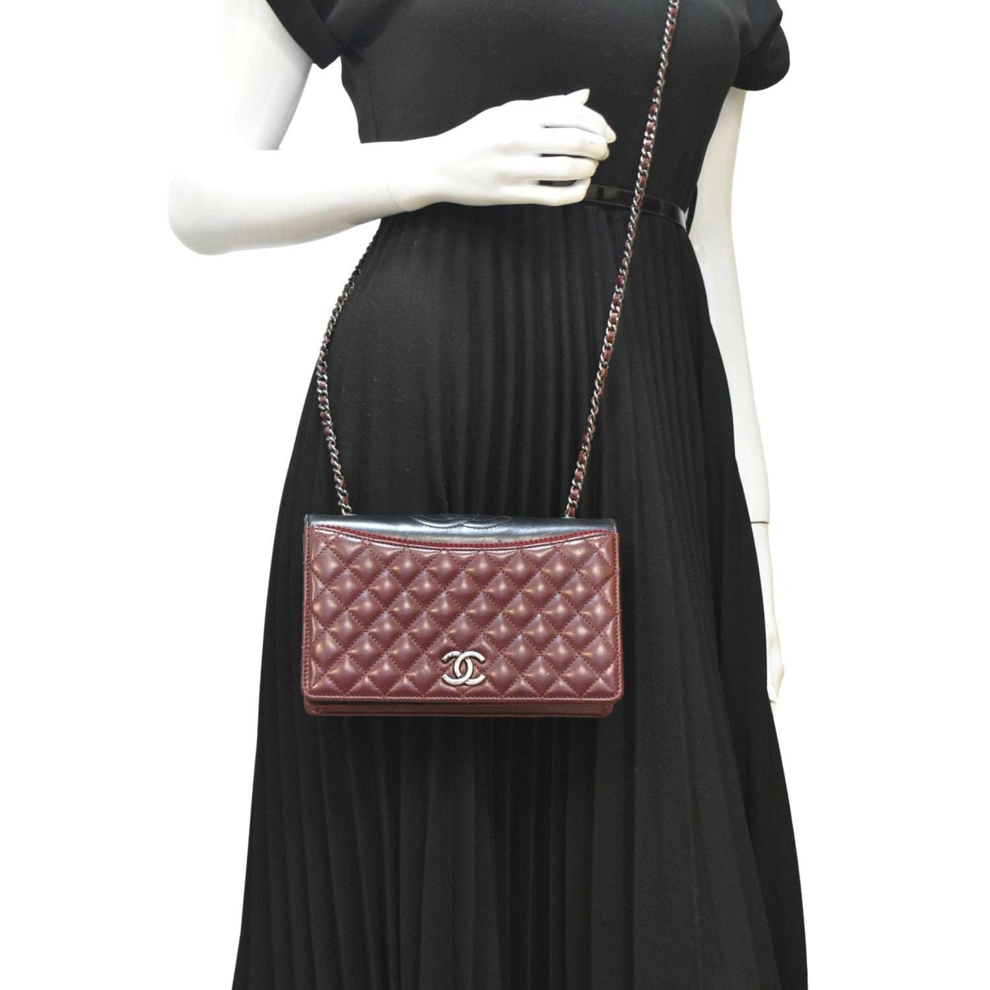 Chanel Grosgrain Ballerine Flap Quilted Maroon Leather Travel Bag