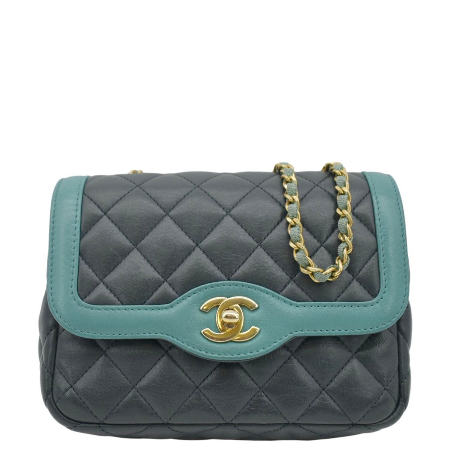 Chanel Day Flap Quilted Dark Leather Green Travel Bag