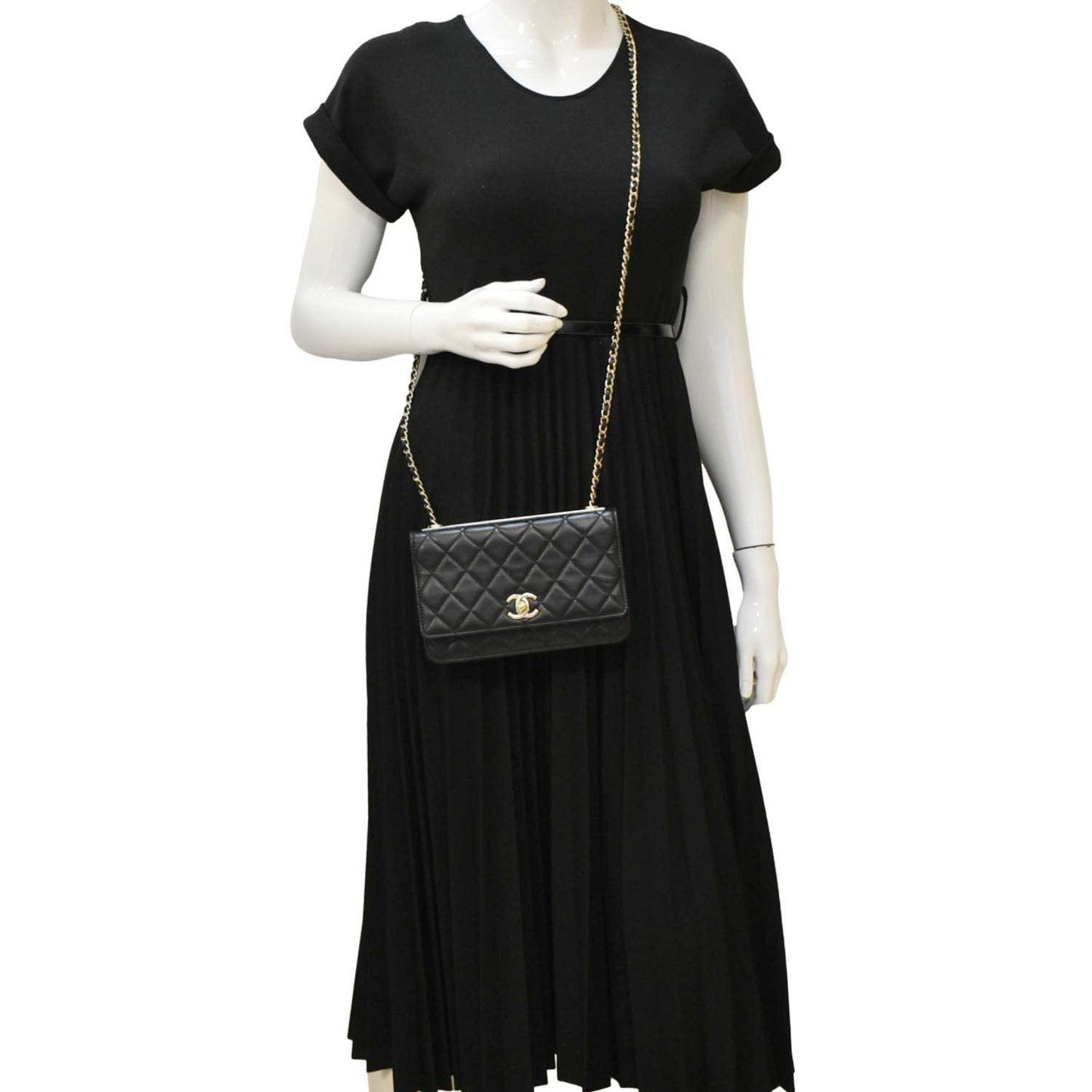 Chanel Trendy CC On Leather Lambskin Black Wallet Case 3