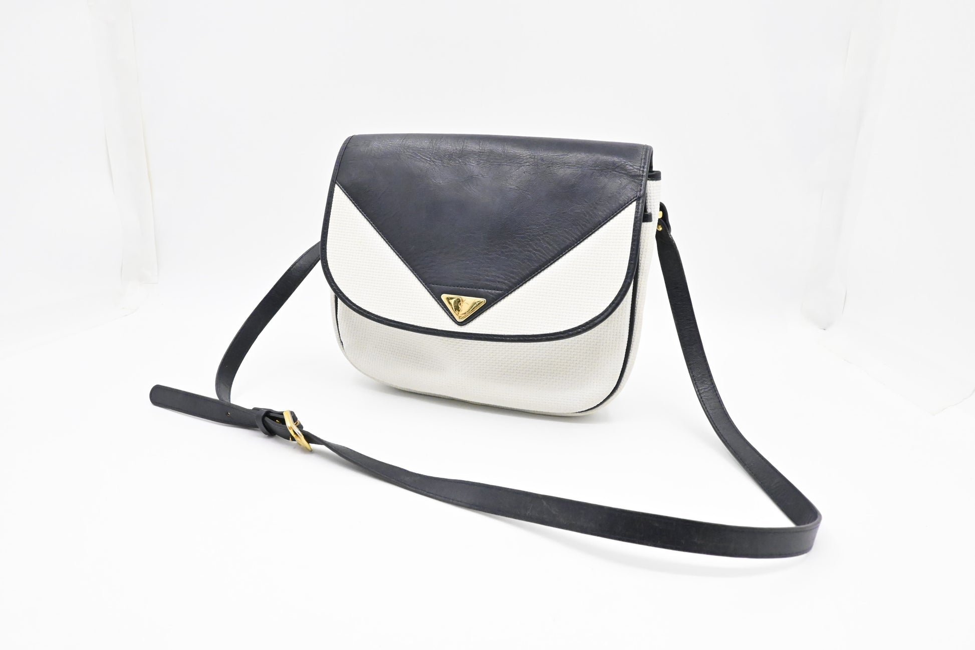 YSL Saint Laurent Shoulder Bag In Coated Canvas White