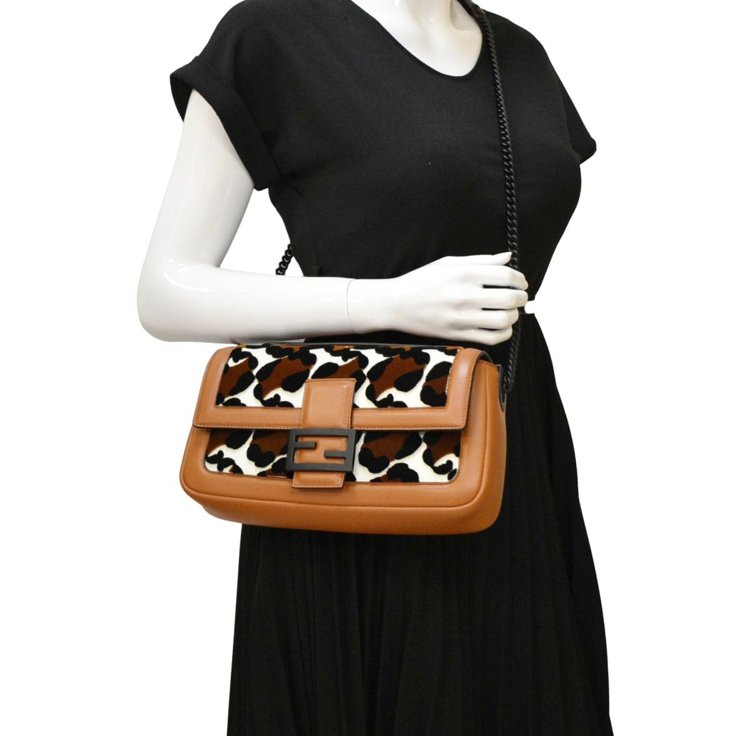 Fendi Baguette Leopard Print Calf Shoulder Bag Leather Calf Leather Brown