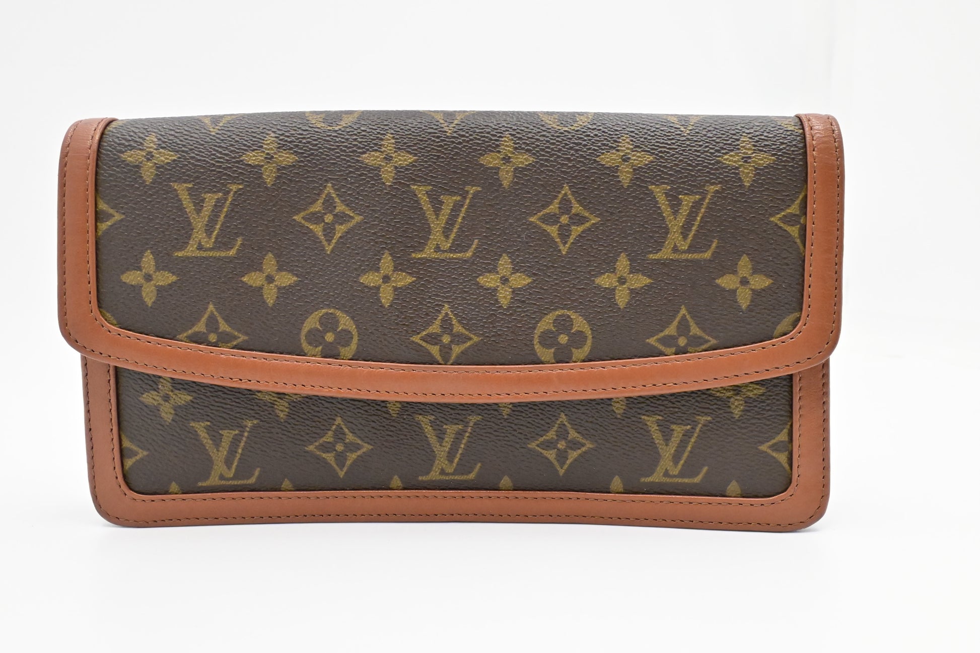 Louis Vuitton Pochette Dame GM Monogram Canvas Clutch Bag