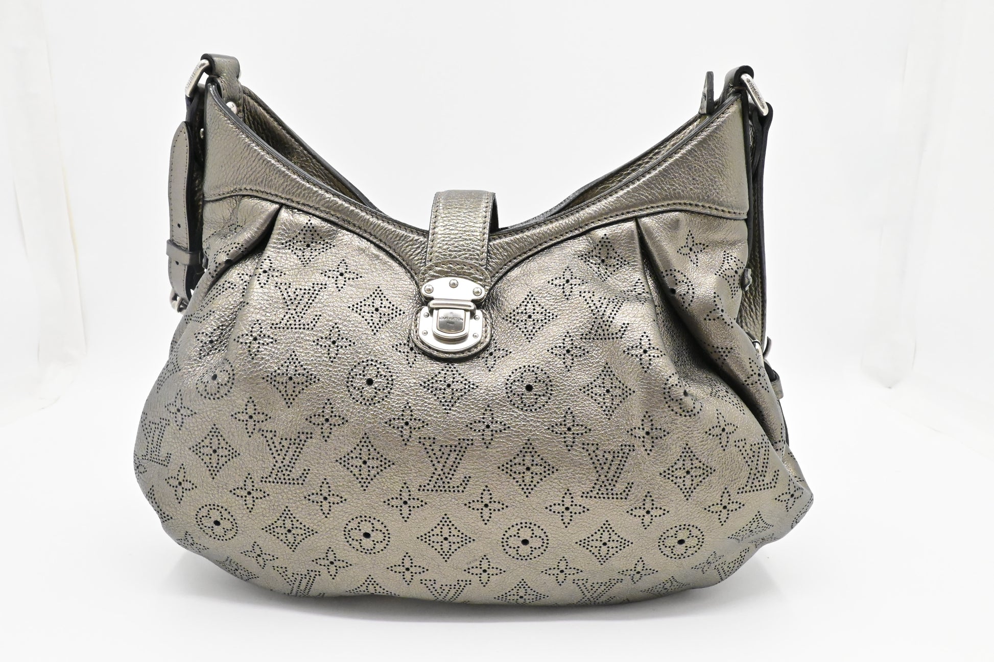 Louis Vuitton Mahina Leather XS Handbag