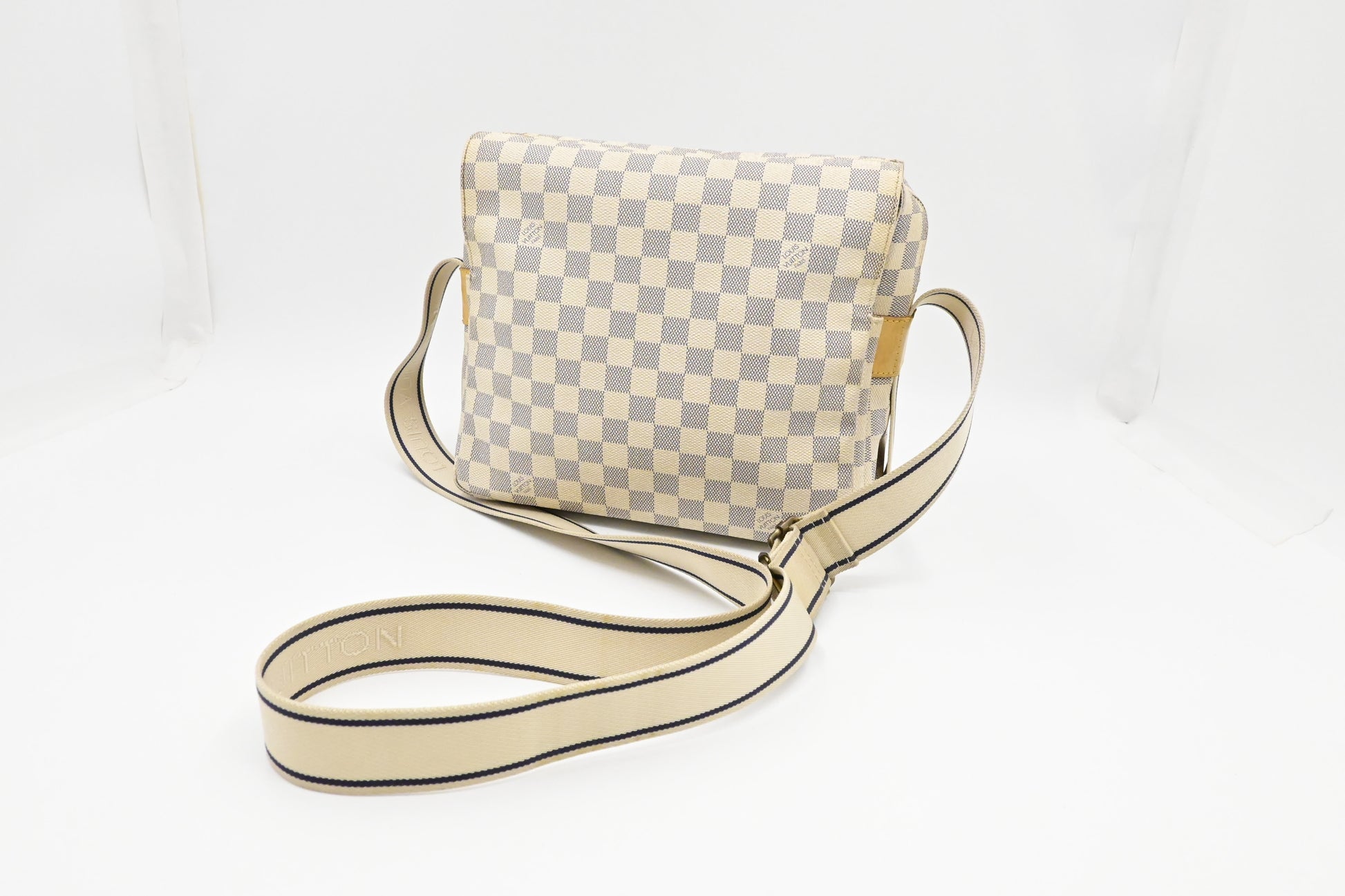 Louis Vuitton Naviglio Azur Damier Canvas Handbag Canvas 5