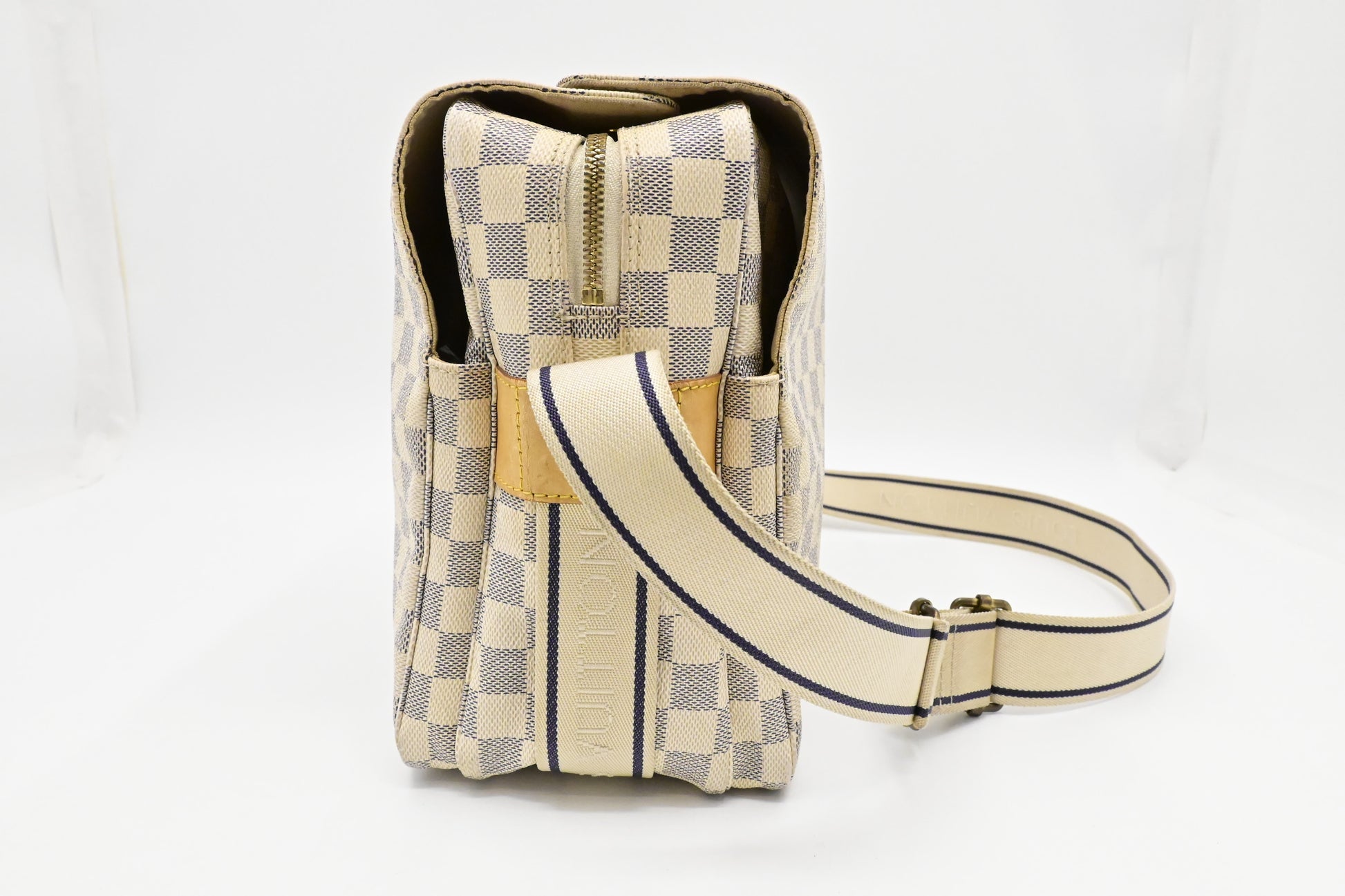 Louis Vuitton Naviglio Azur Damier Canvas Handbag Canvas 5