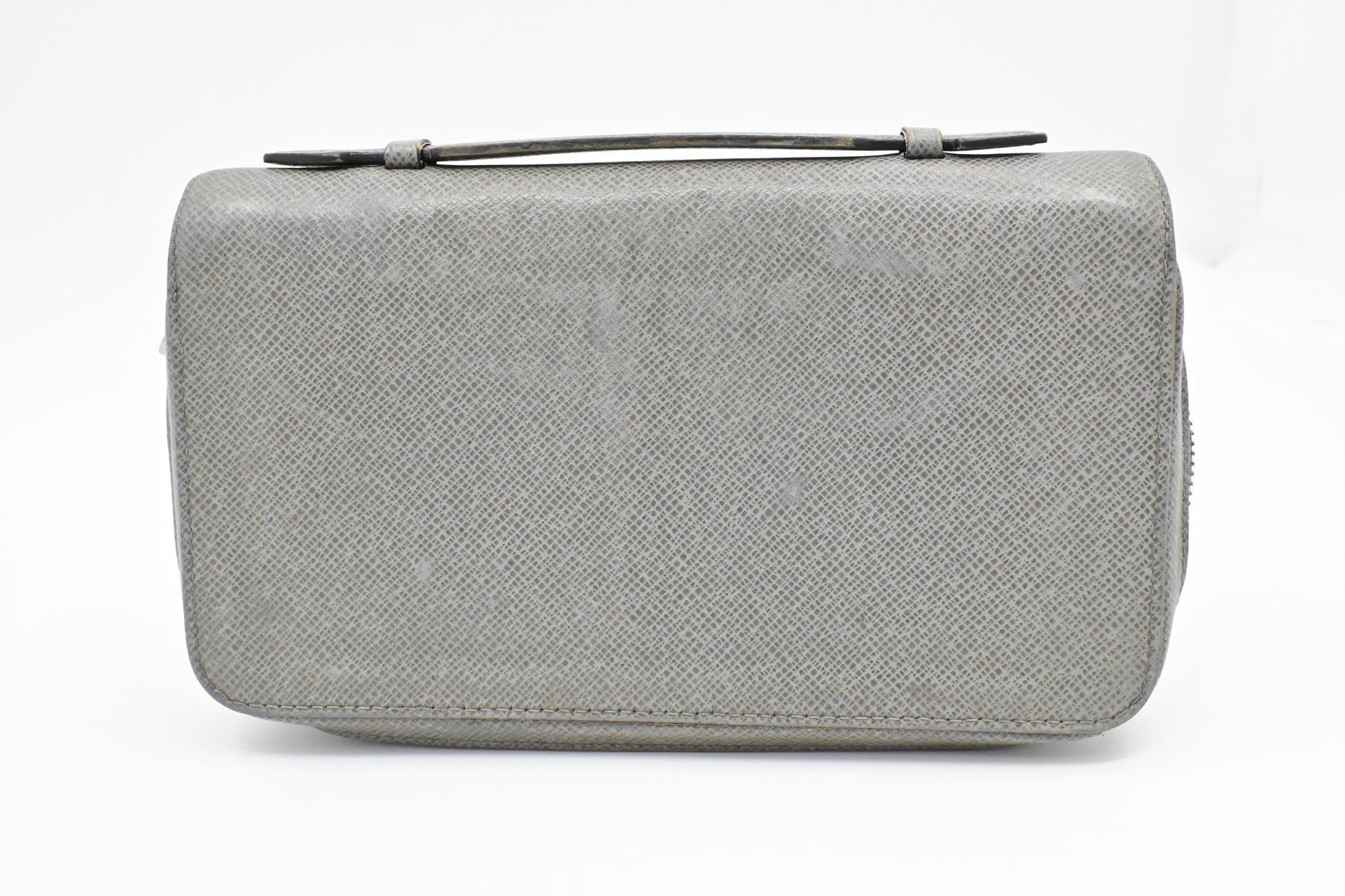 Louis Vuitton Zippy XL Taiga Leather Gray Wallet Case