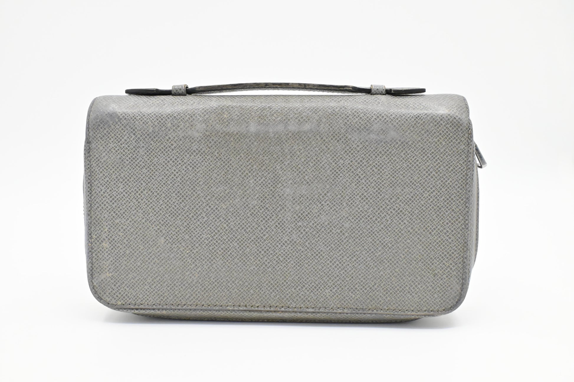Louis Vuitton Zippy XL Taiga Leather Gray Wallet Case