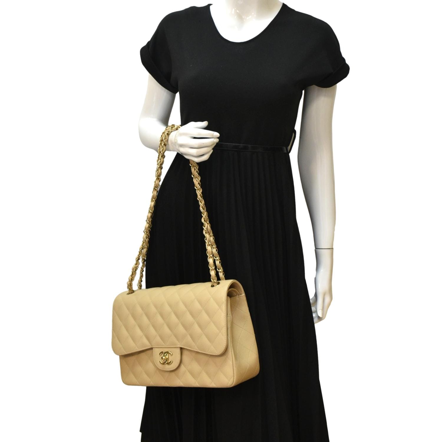 Chanel Classic Jumbo Double Flap Quilted Leather Beige Travel Bag Flap 1