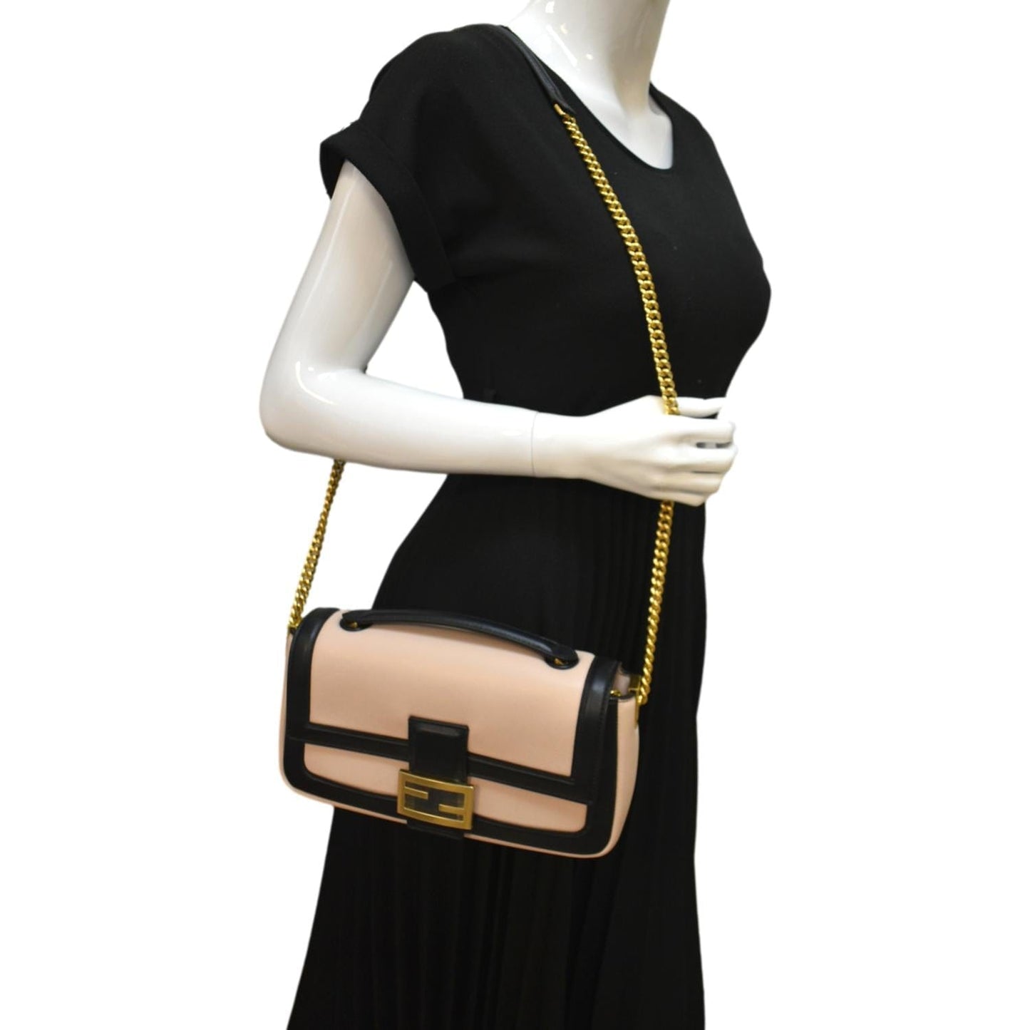 Fendi Baguette Shoulder Bicolor Bag Leather Pink Medium Shoulder Bag