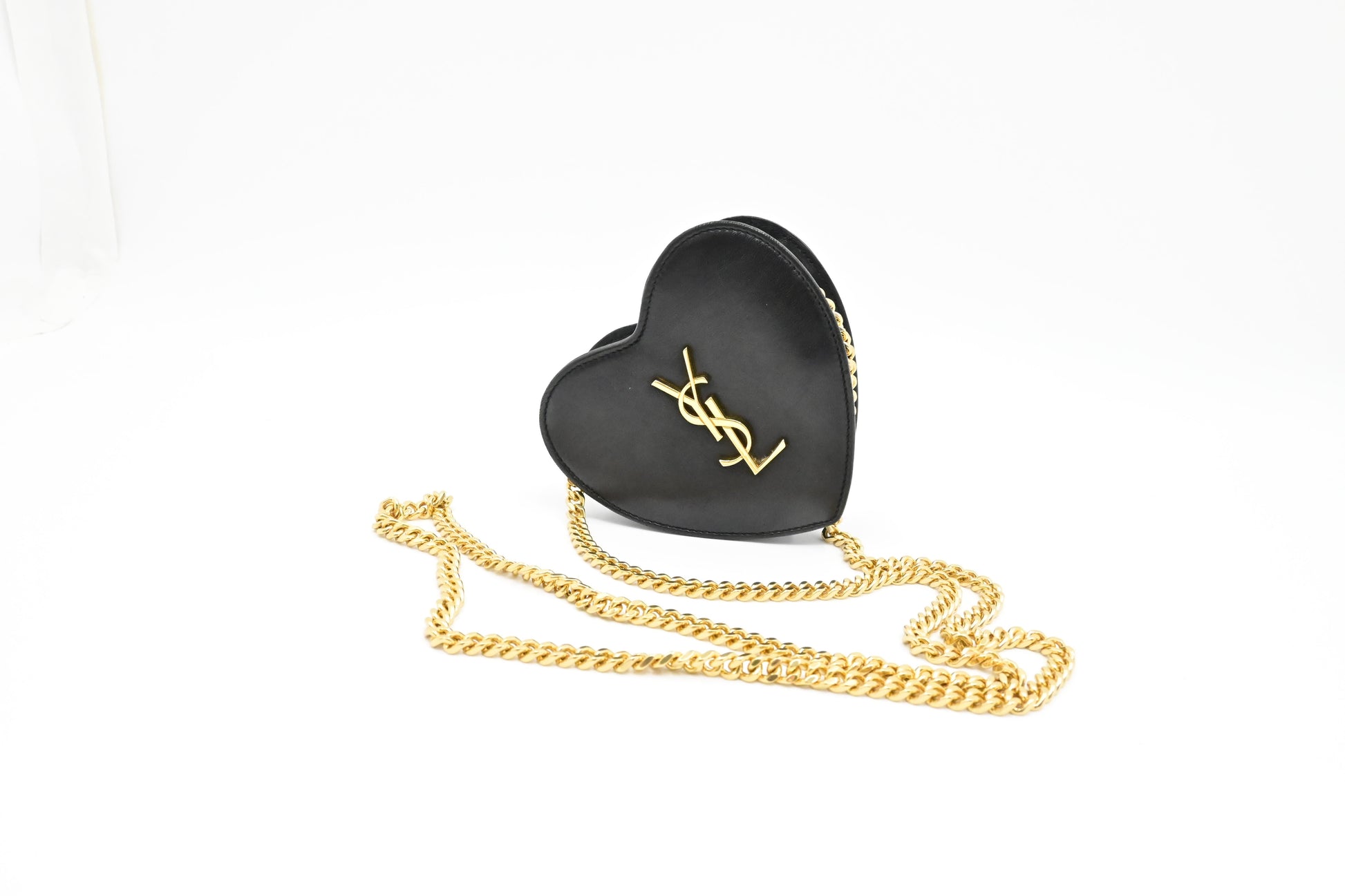 YSL Saint Laurent Love Heart In Travel Bag Leather Black