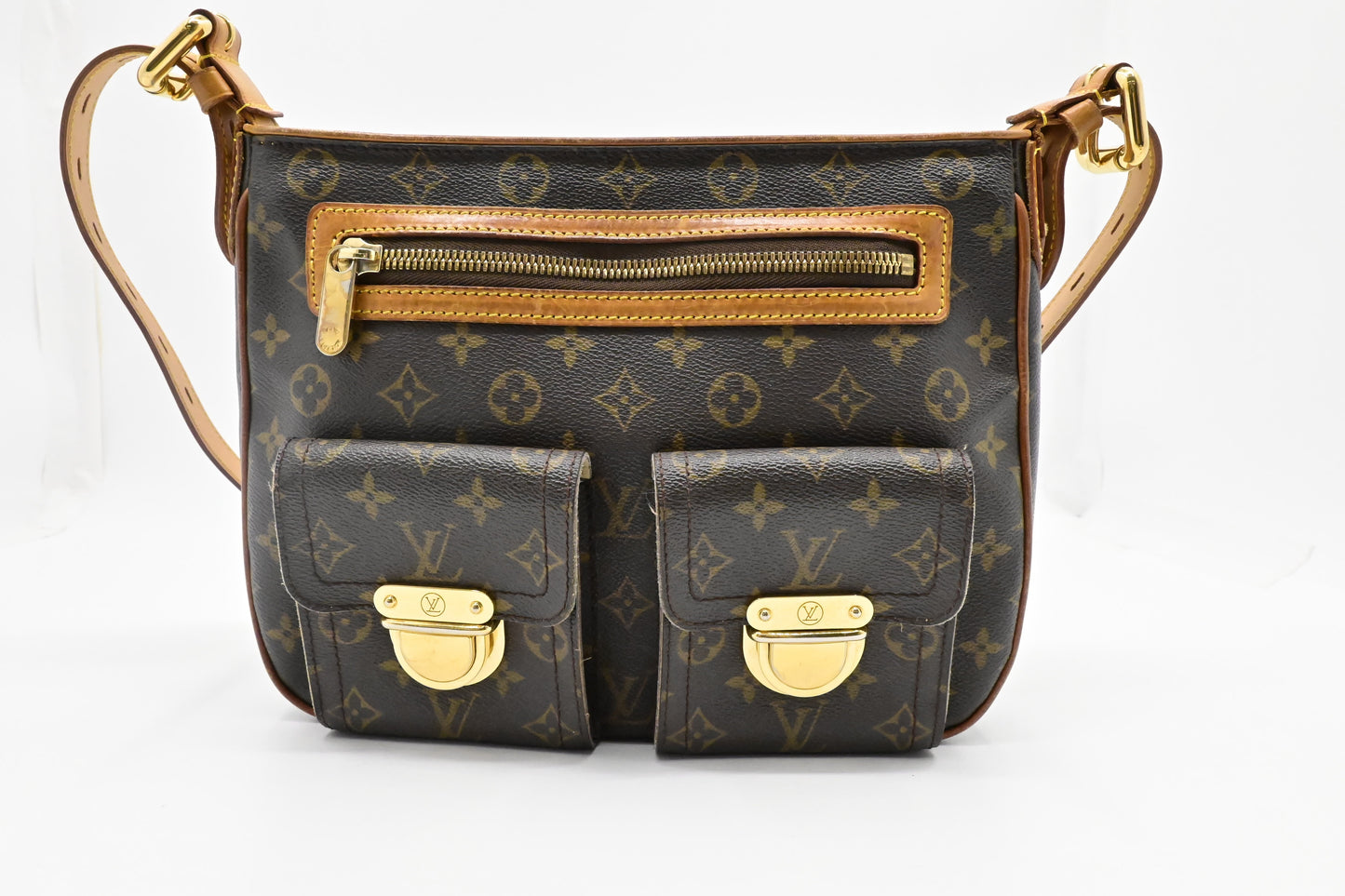 Louis Vuitton Hudson GM Monogram Canvas Handbag
