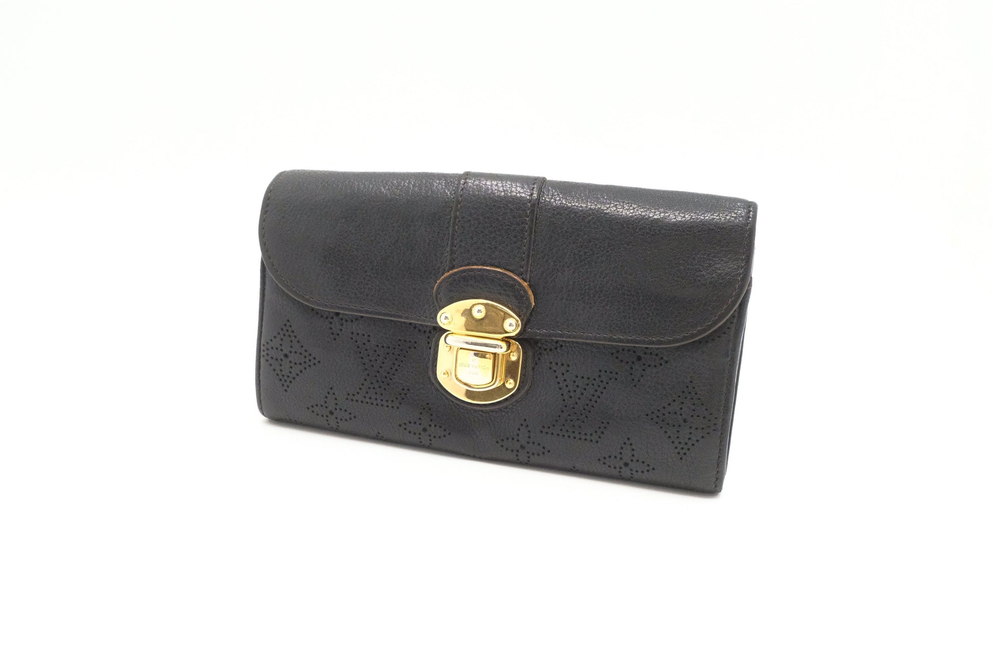 Louis Vuitton Amelia Mahina Leather Black Wallet Case