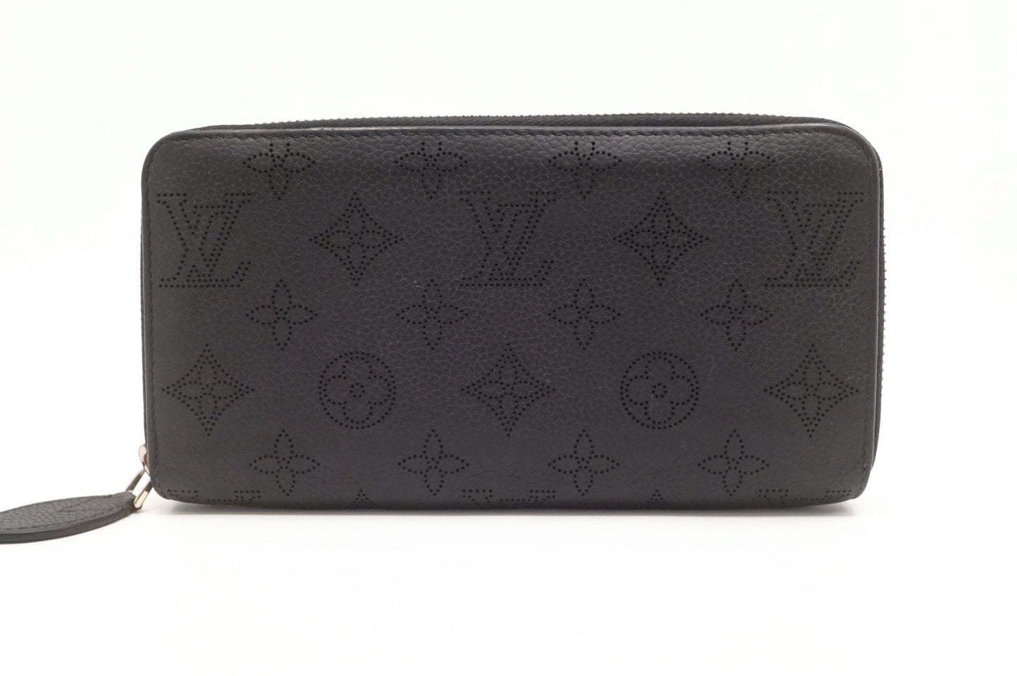 Louis Vuitton Zippy Mahina Leather Black Wallet Case