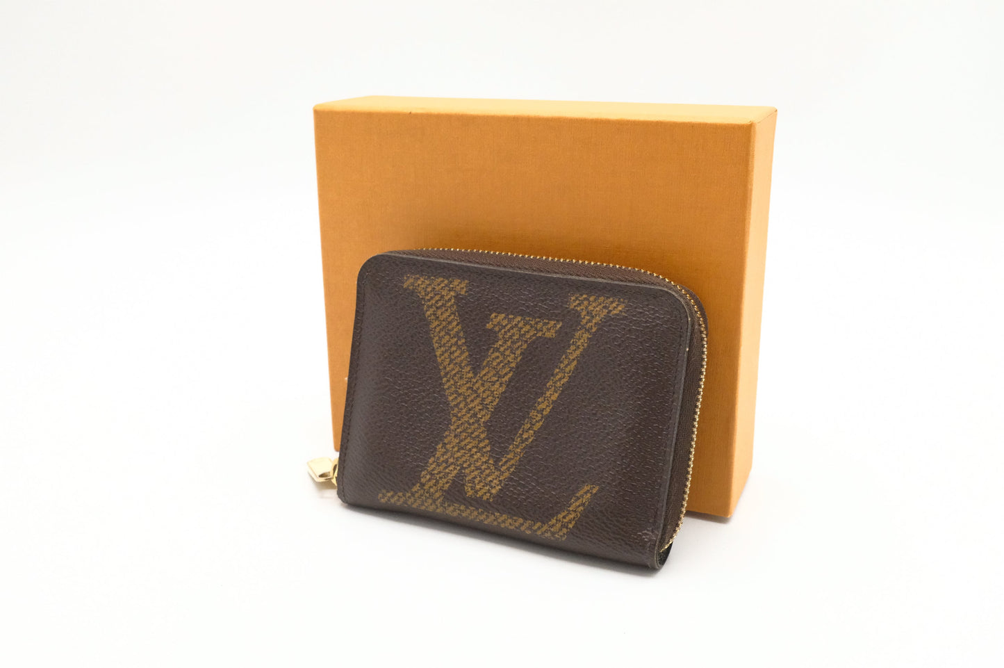 Louis Vuitton Compact Zippy Giant Monogram Canvas Handbag