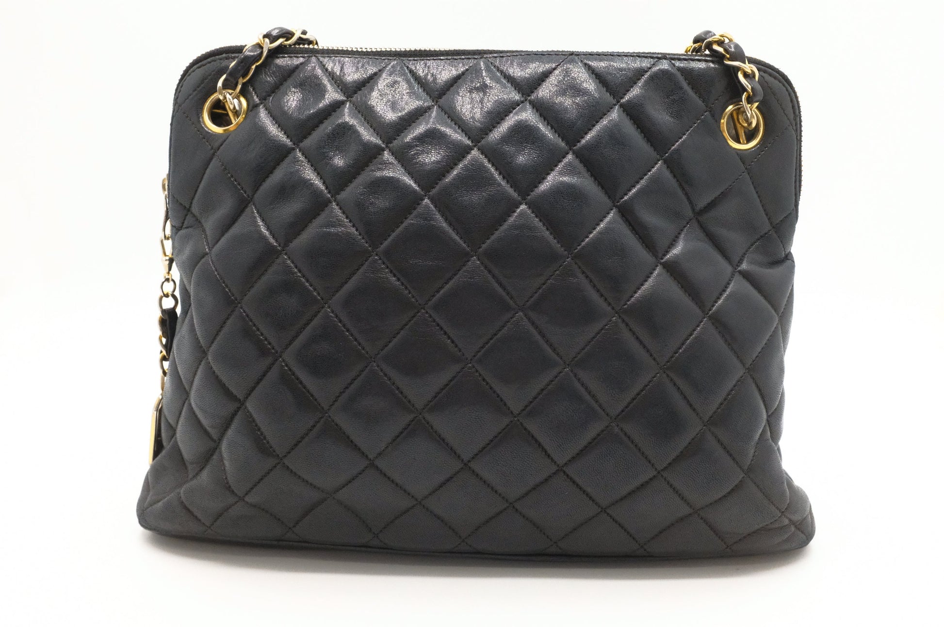 Chanel MattelassÃ© Black Leather Shoulder Bag Leather 2