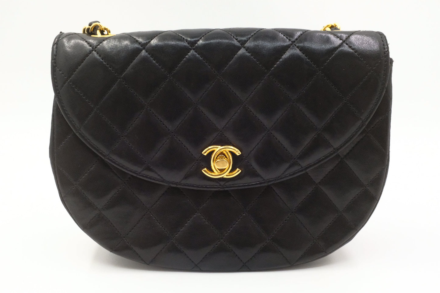 Chanel Round Flap MatelassÃ© Black Small Leather Handbag