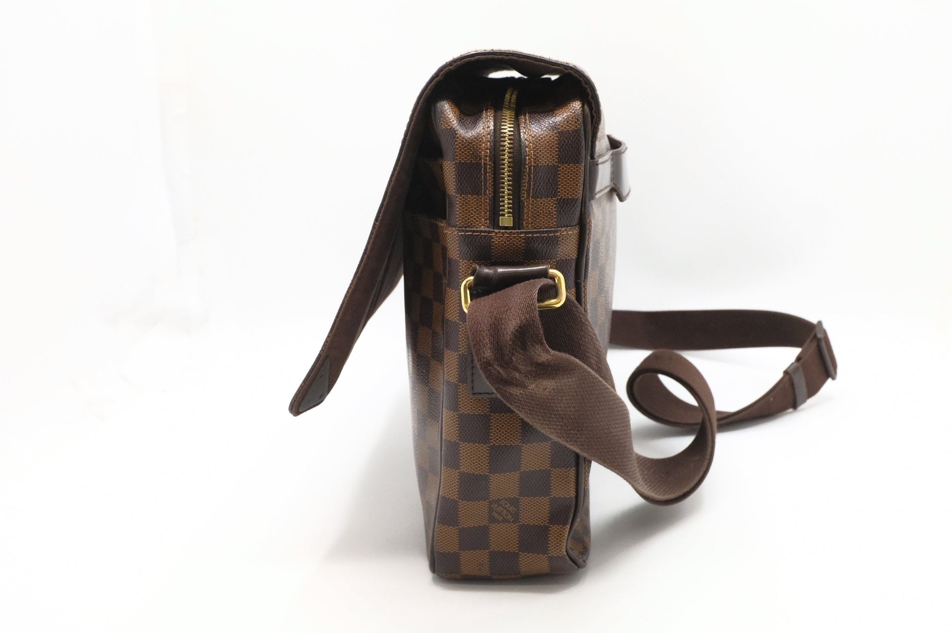 Louis Vuitton Shelton Ebene GM Canvas Damier Handbag
