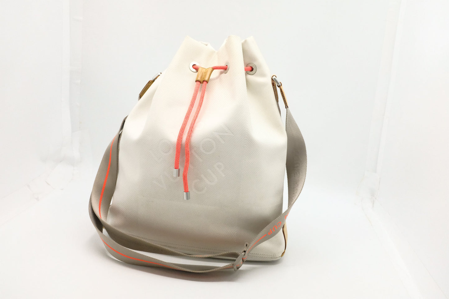 Louis Vuitton America's Cup Volunteer Geant Damier Canvas White Shoulder Bag