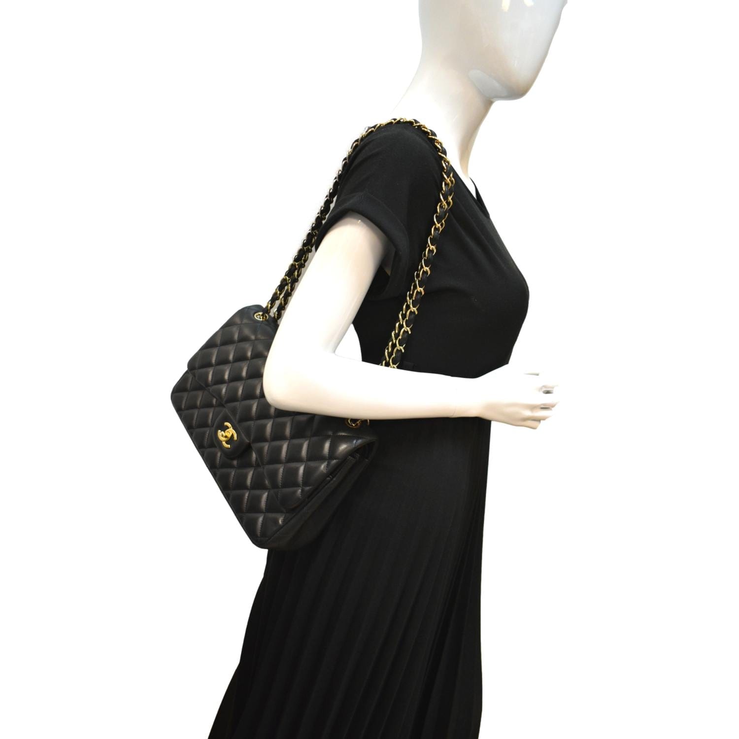 Chanel Classic Jumbo Double Flap Leather Lambskin Black Travel Bag Jumbo Black