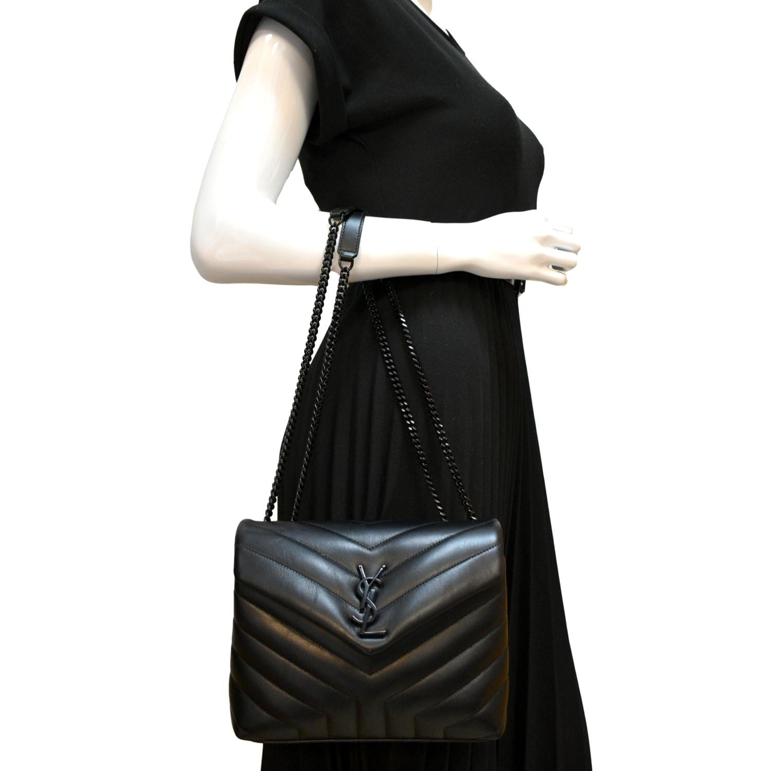YSL Saint Laurent Saint Loulou Calfskin Shoulder Bag Leather Black