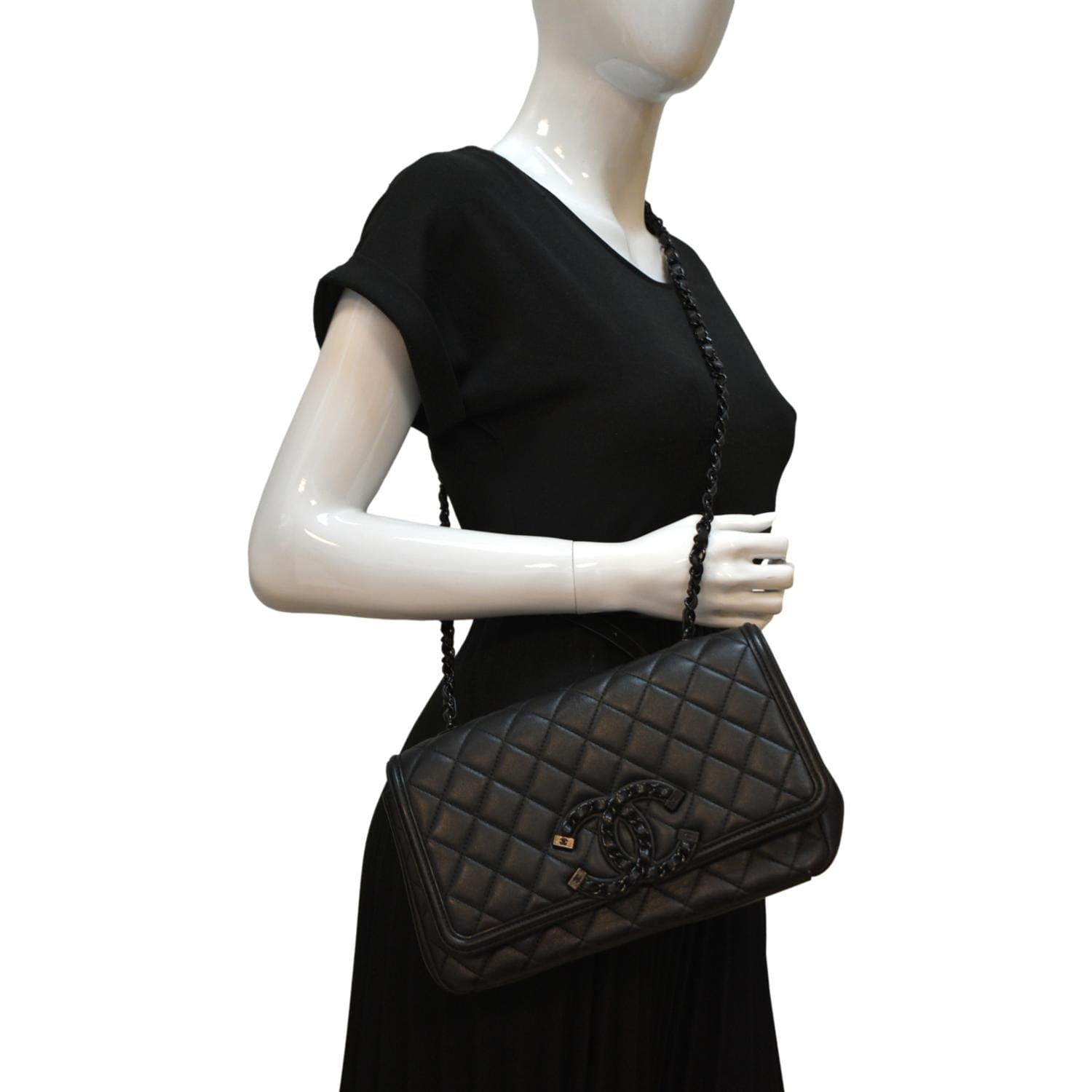 Chanel Filigree CC Around Leather Black Travel Bag