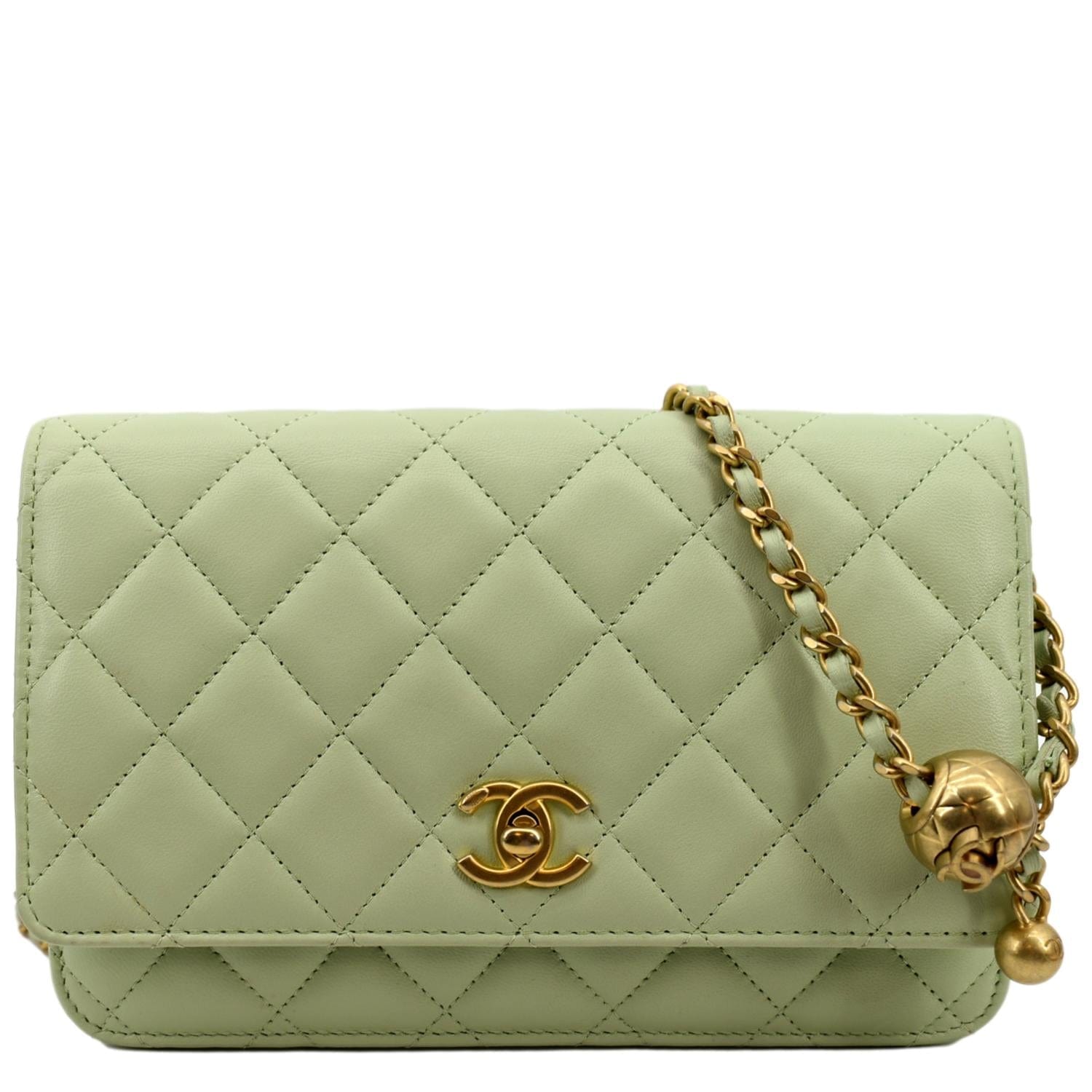 Chanel CC Pearl Crush On Light Leather Lambskin Green Wallet Case