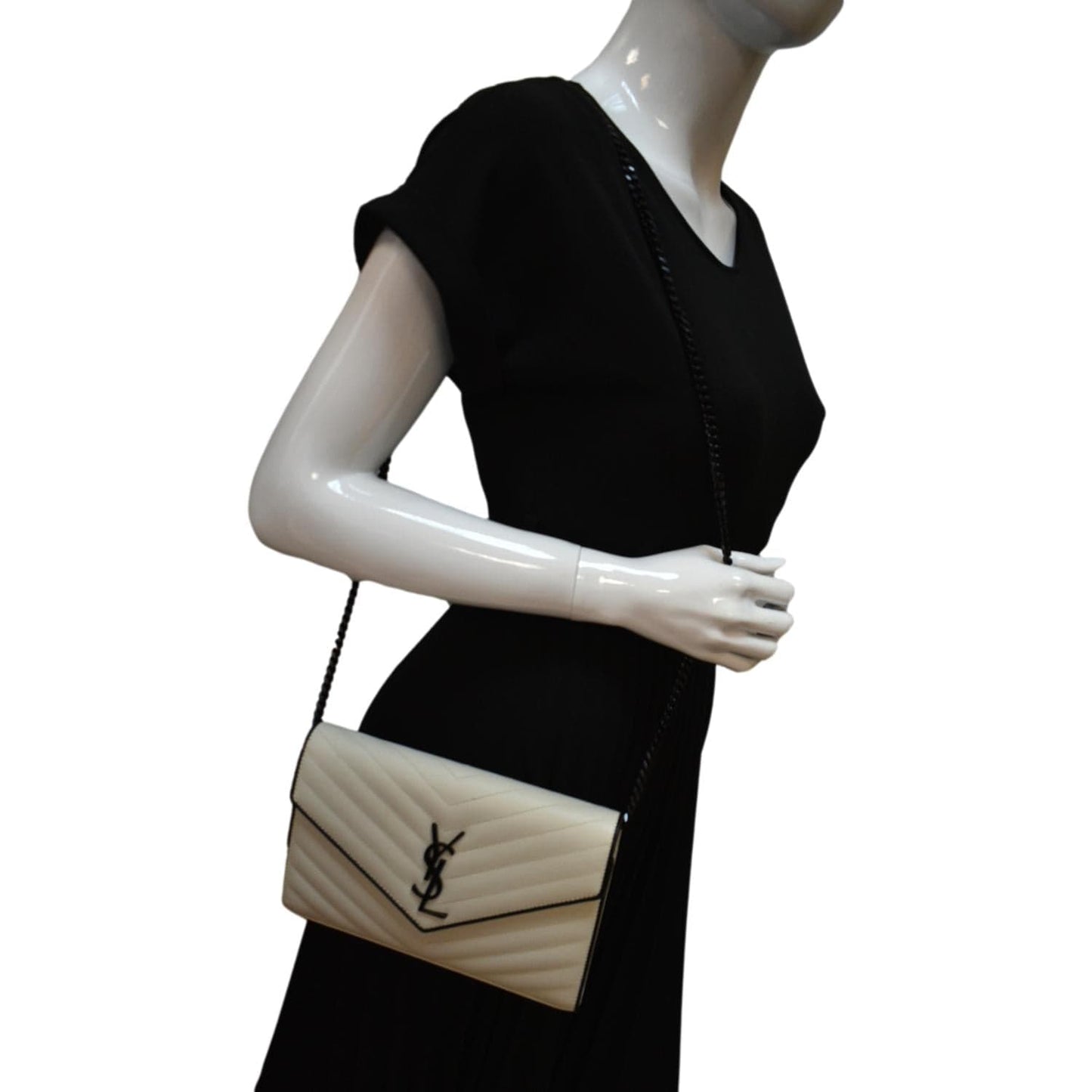 YSL Saint Laurent Saint Contrast Trim Wallet On Shoulder Bag Leather White Crossbody Bag