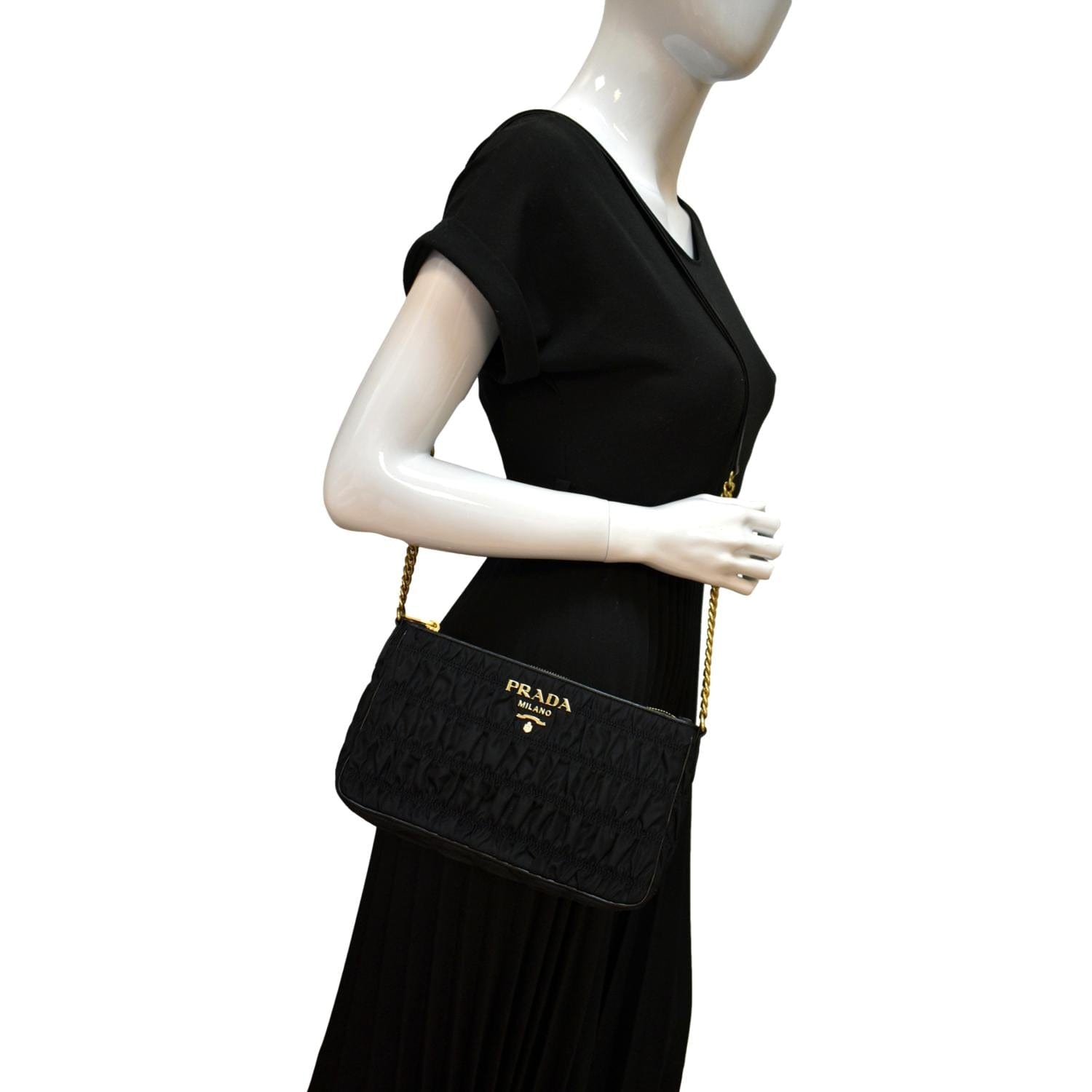 Tessuto Gaufre Shoulder Bag Nylon Black