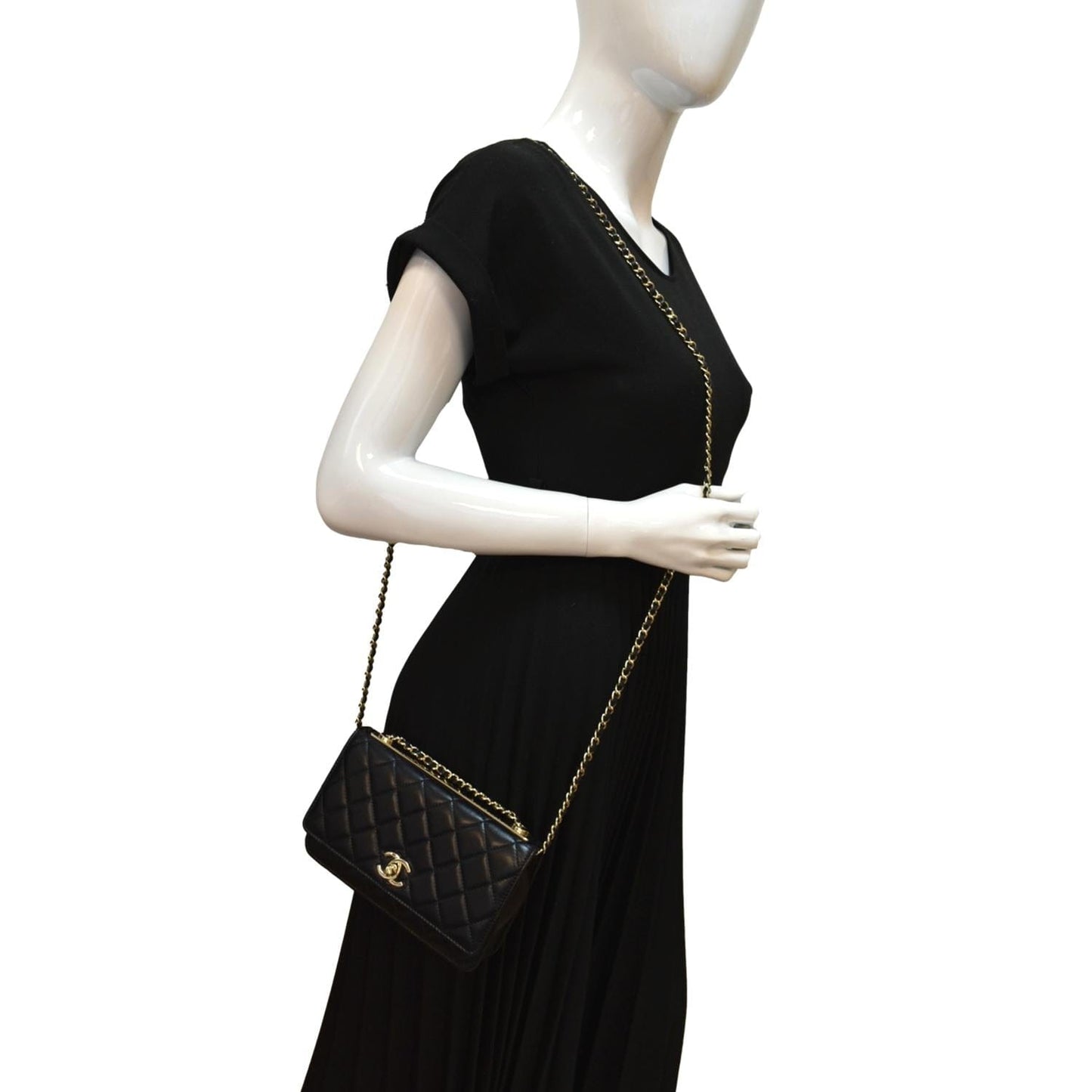 Chanel Trendy CC Woc Leather Lambskin Black Travel Bag