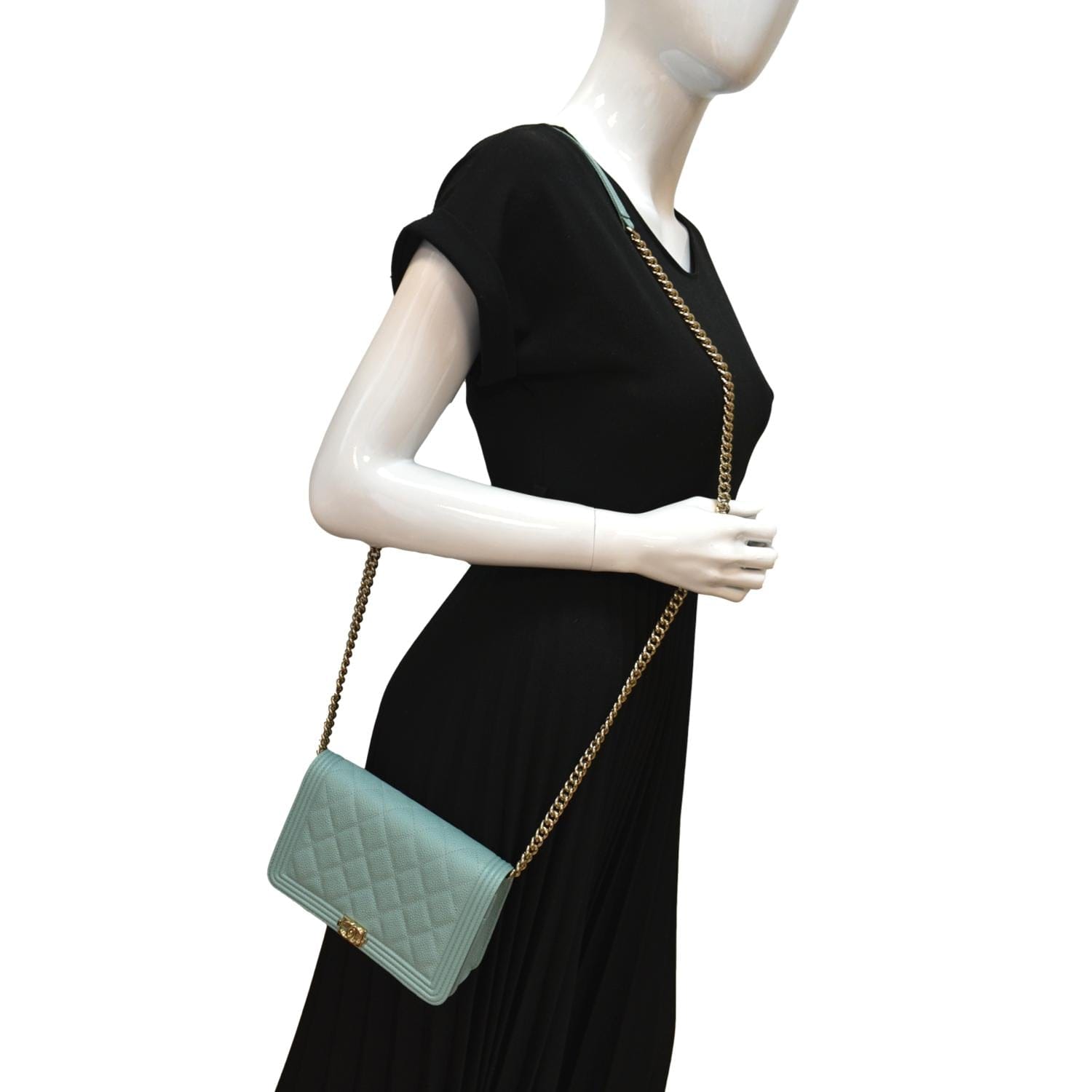 Chanel Boy Woc Caviar On Light Leather Green Wallet Case