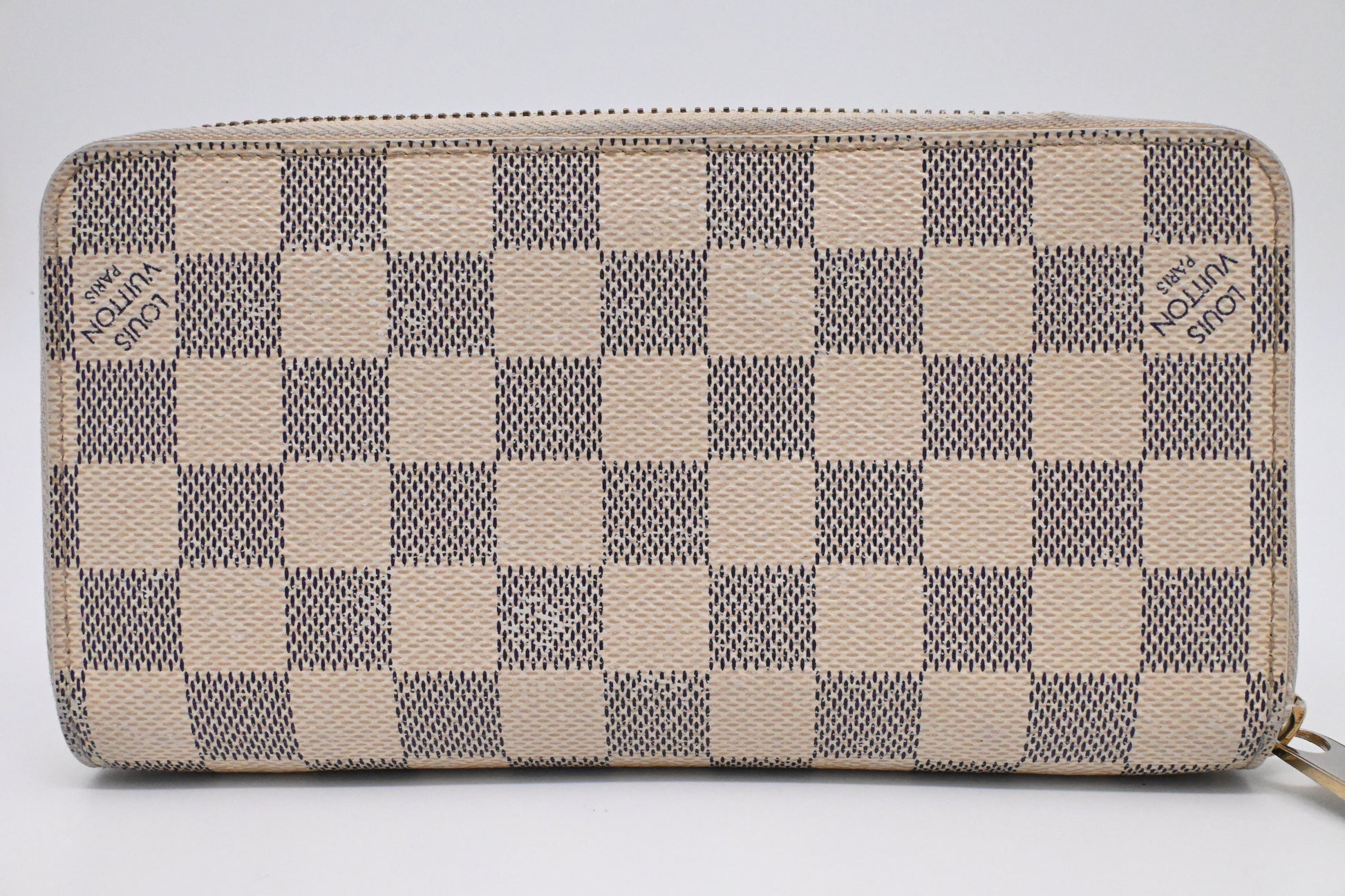 Louis Vuitton Zippy Azur Damier Canvas Wallet Case