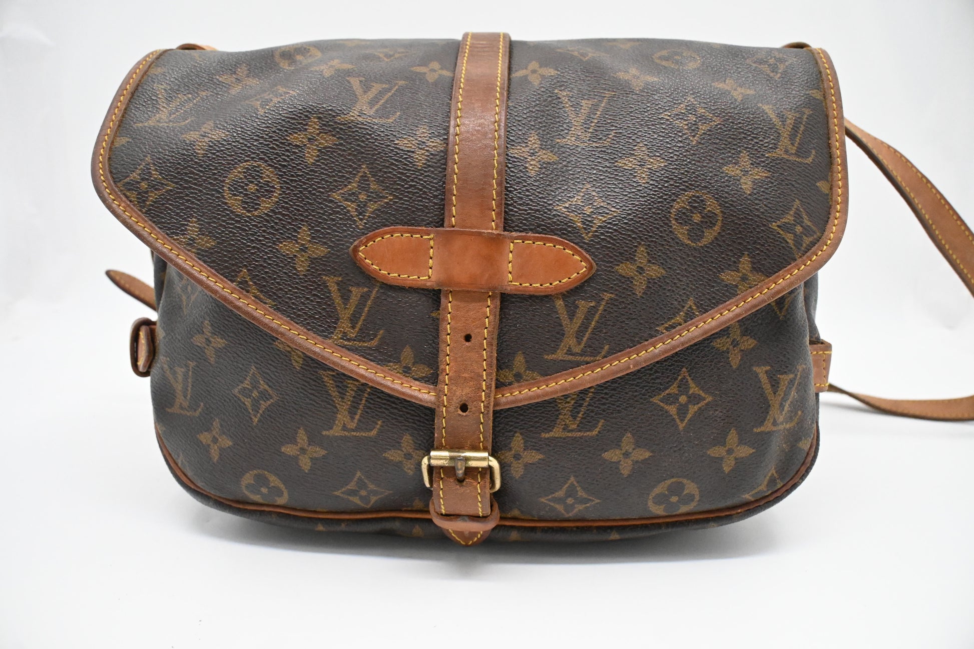 Louis Vuitton Saumur 30 Monogram Canvas Handbag Canvas 4