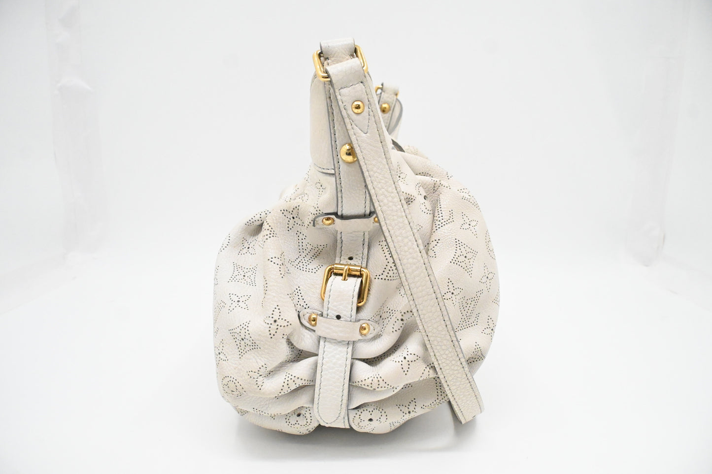 Louis Vuitton Mahina Leather White XS Handbag