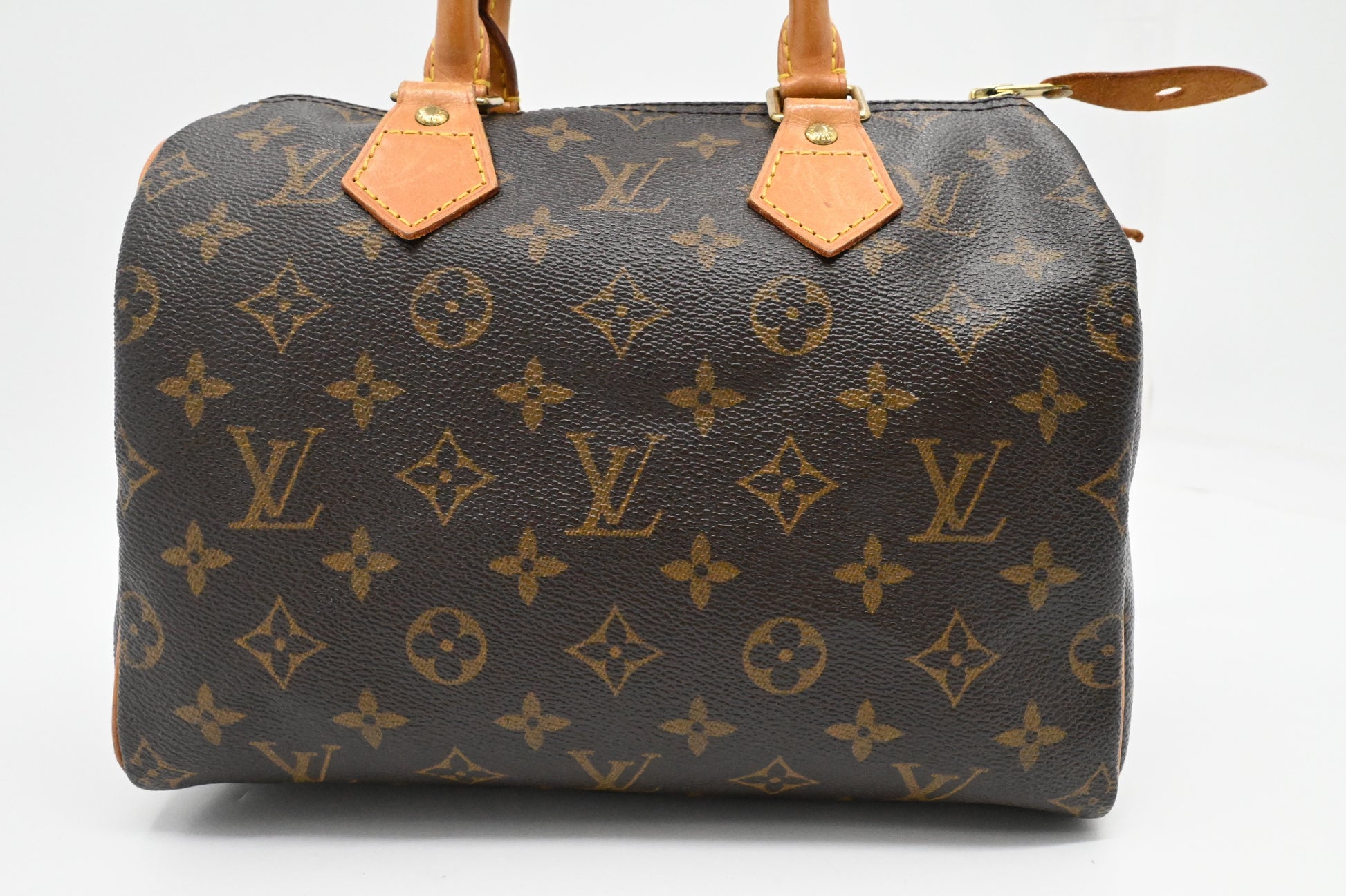 Louis Vuitton Speedy 25 Monogram Canvas Handbag Canvas 4