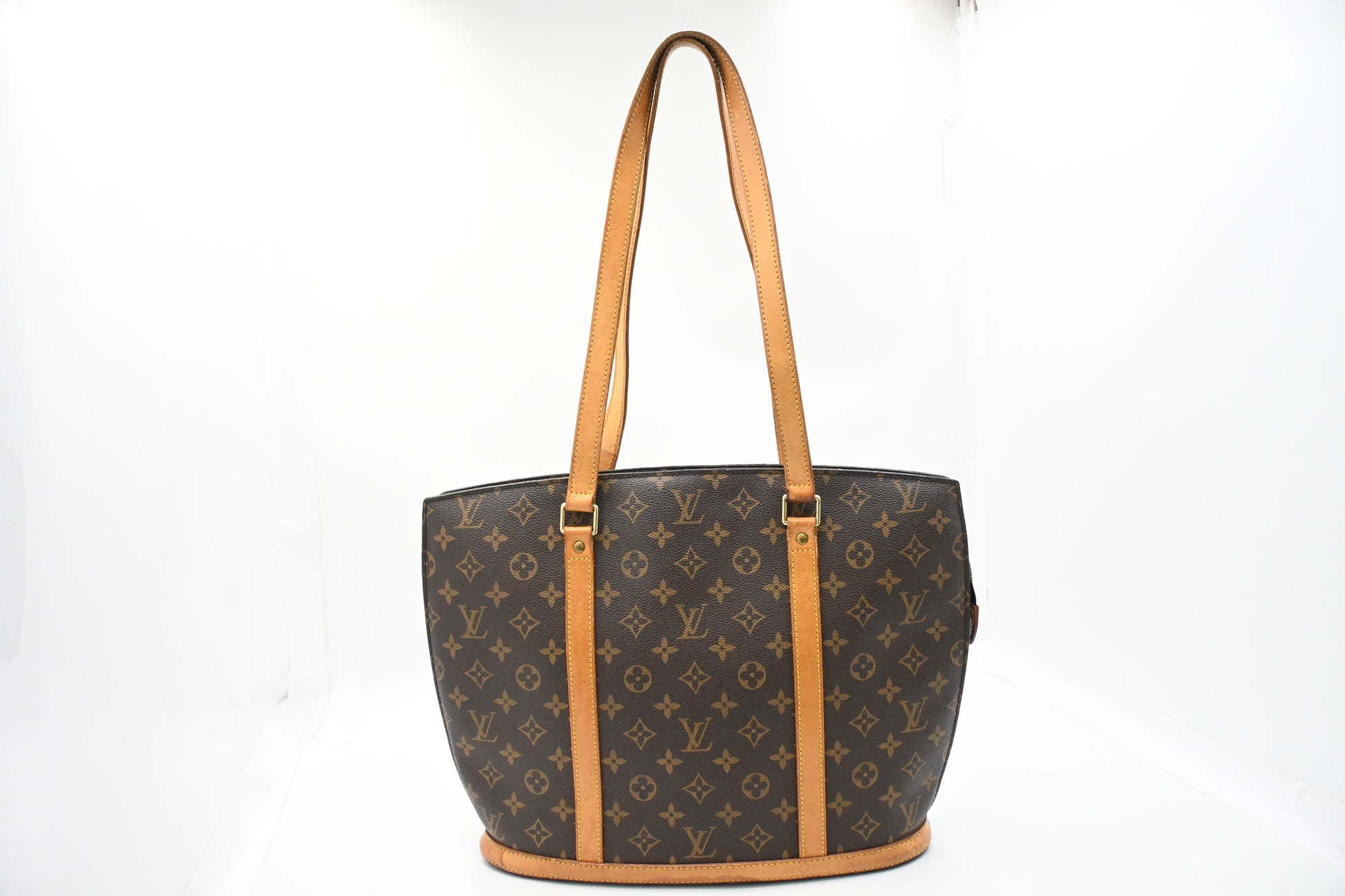 Louis Vuitton Babylone Monogram Canvas Handbag Canvas 2
