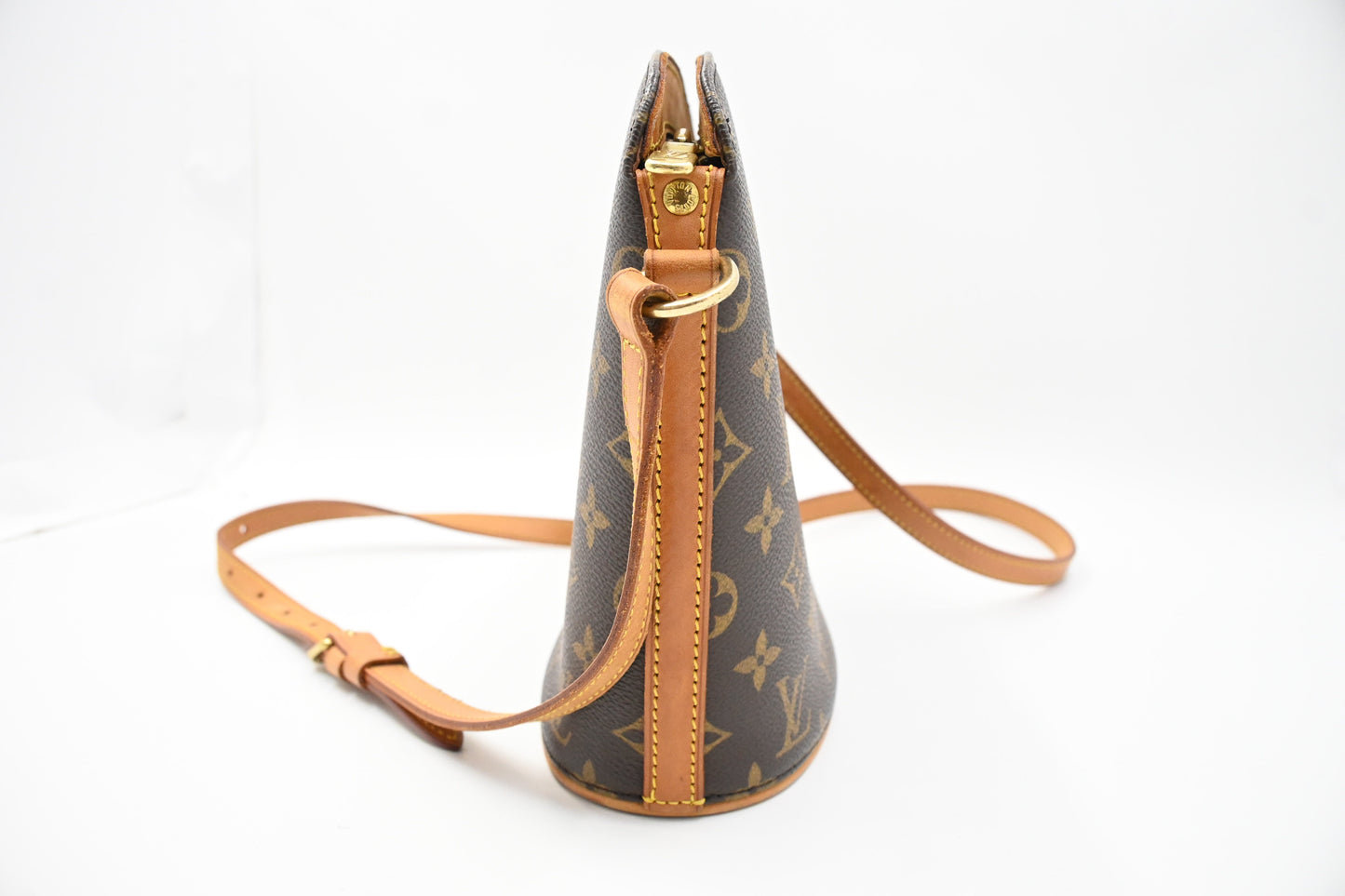 Louis Vuitton Drouot Monogram Canvas Handbag Canvas 8