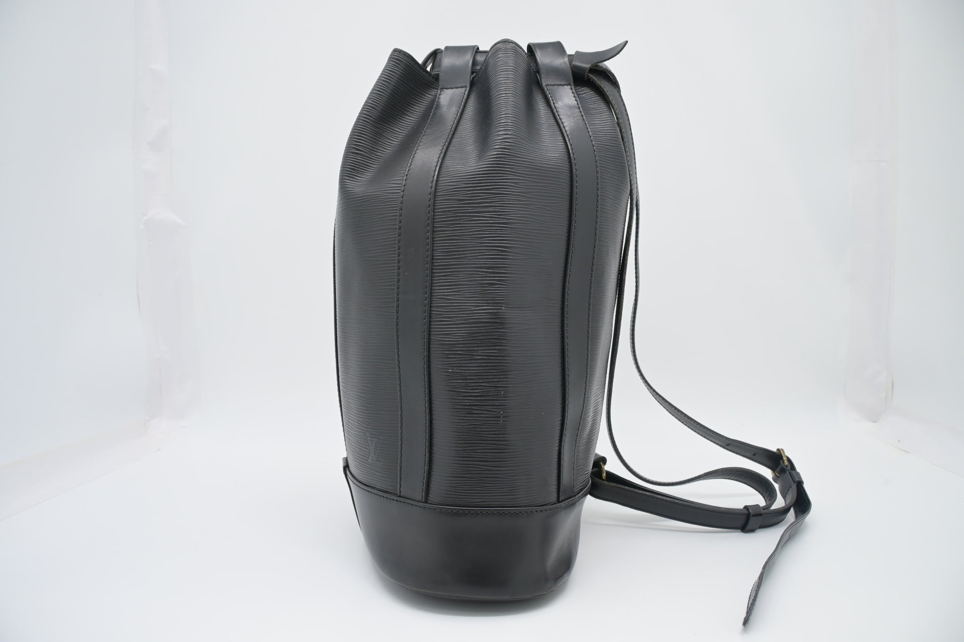 Louis Vuitton Randonnee Black PM Leather Epi Handbag