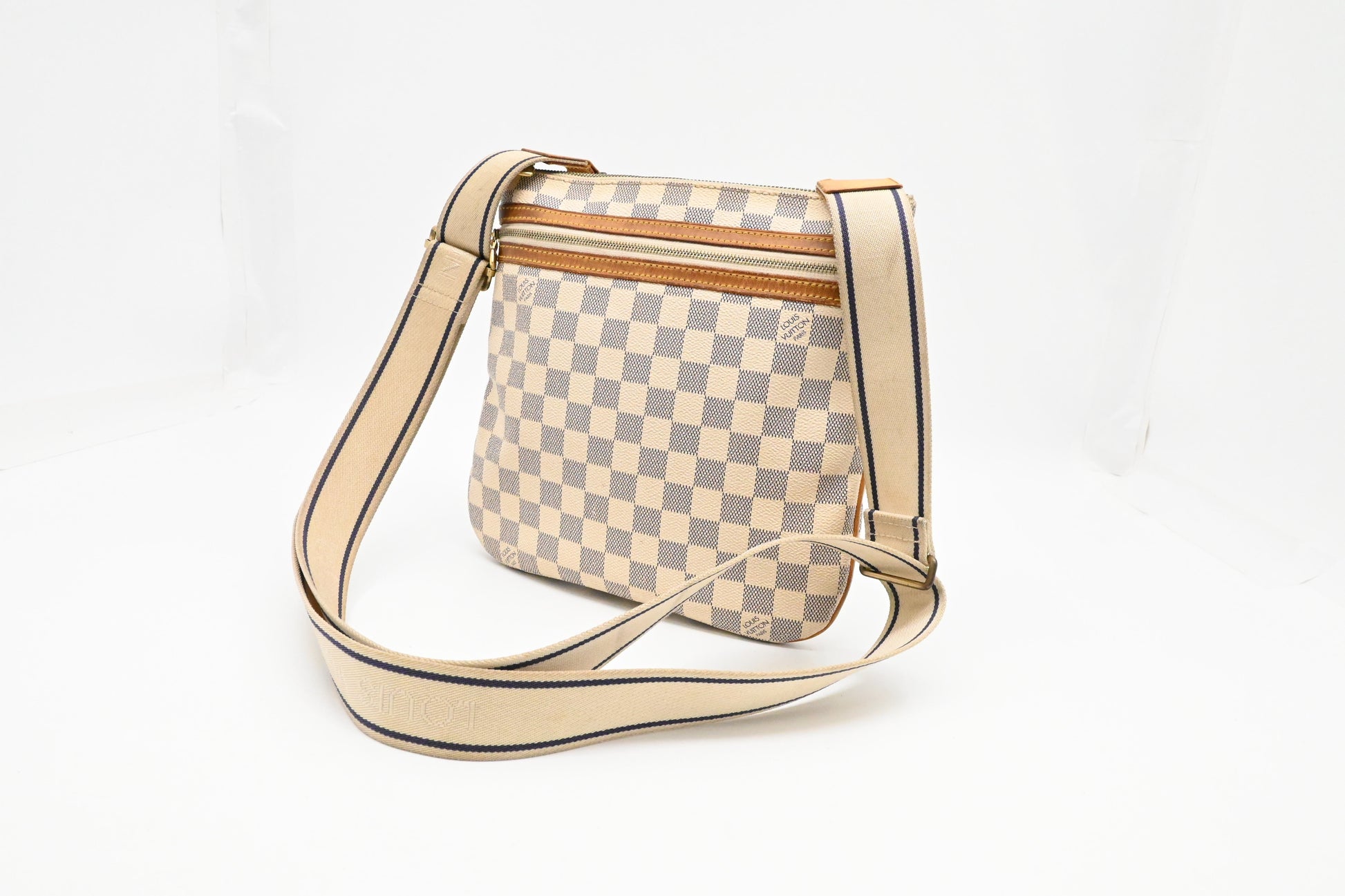 Louis Vuitton Pochette Bosphore Azur Damier Canvas Clutch Bag Canvas 2