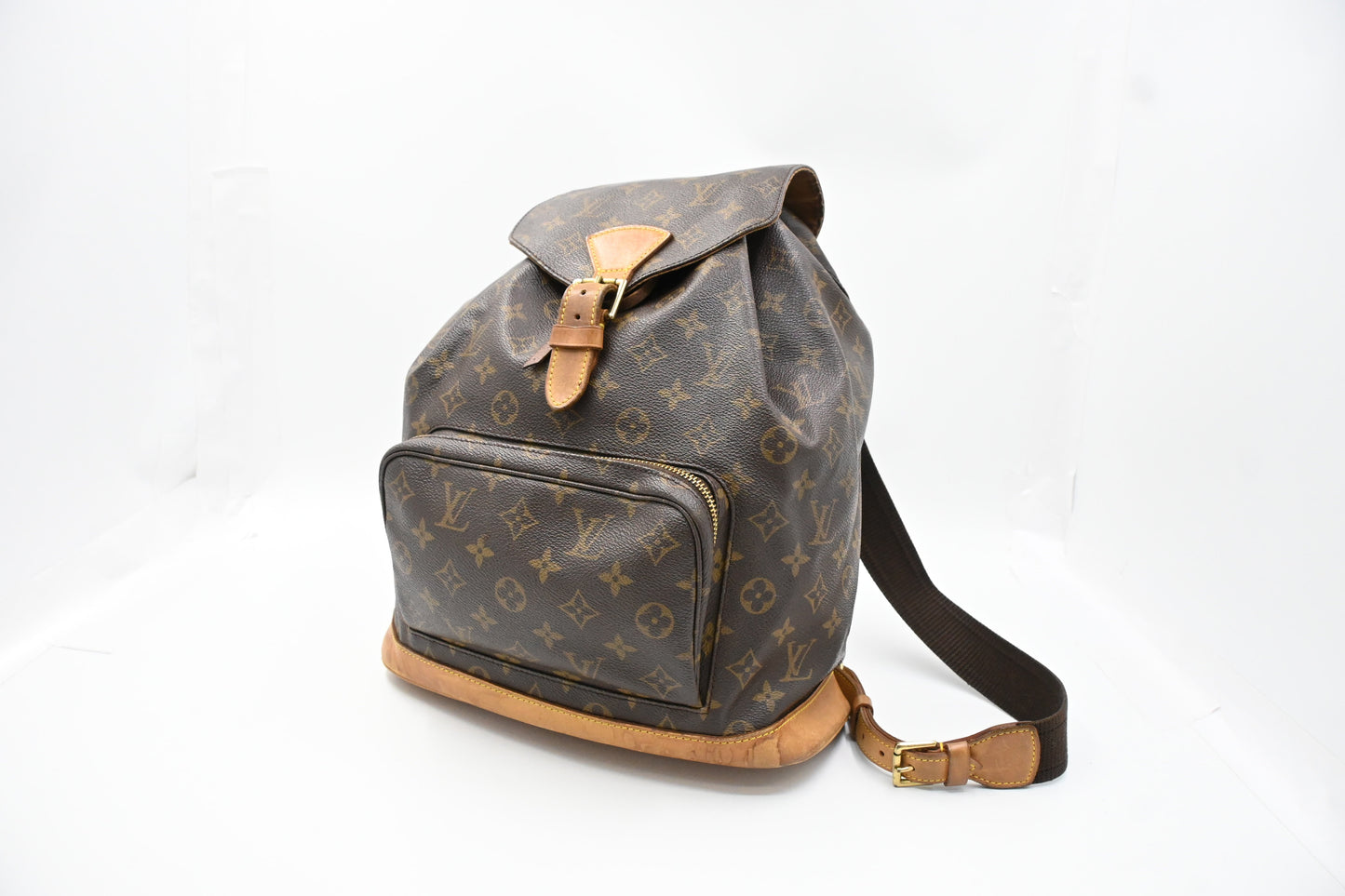 Louis Vuitton Montsouris GM Monogram Canvas Handbag Canvas 6