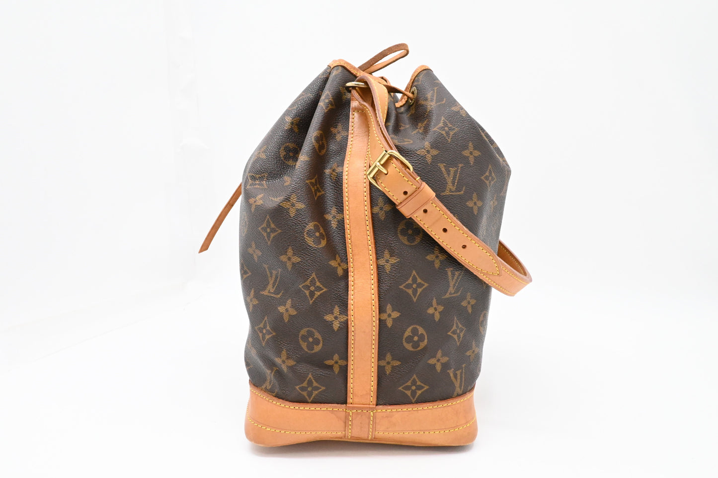 Louis Vuitton Noe Monogram Canvas Handbag Canvas 9