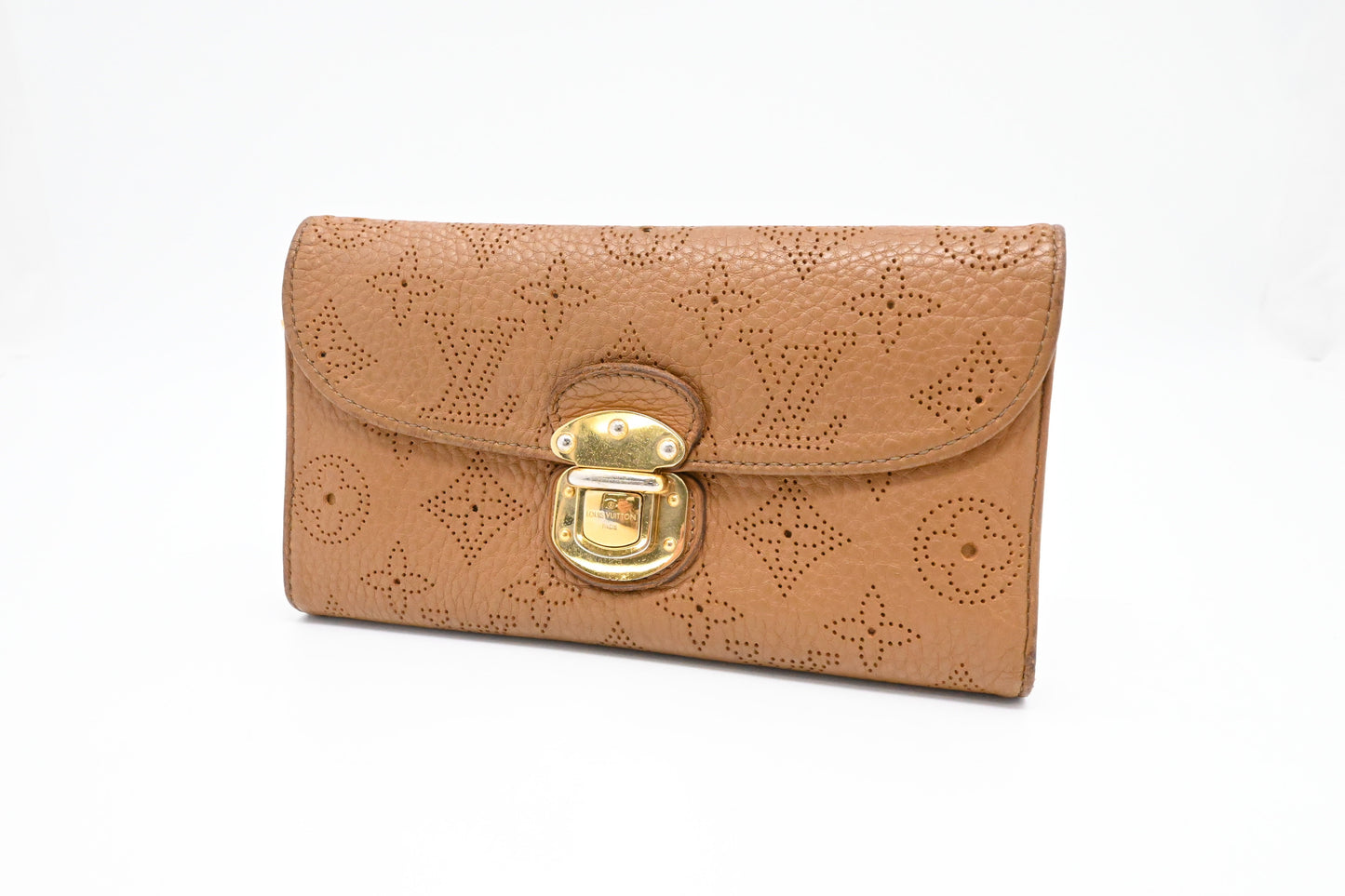 Louis Vuitton Iris Cognac Mahina Leather Wallet Case