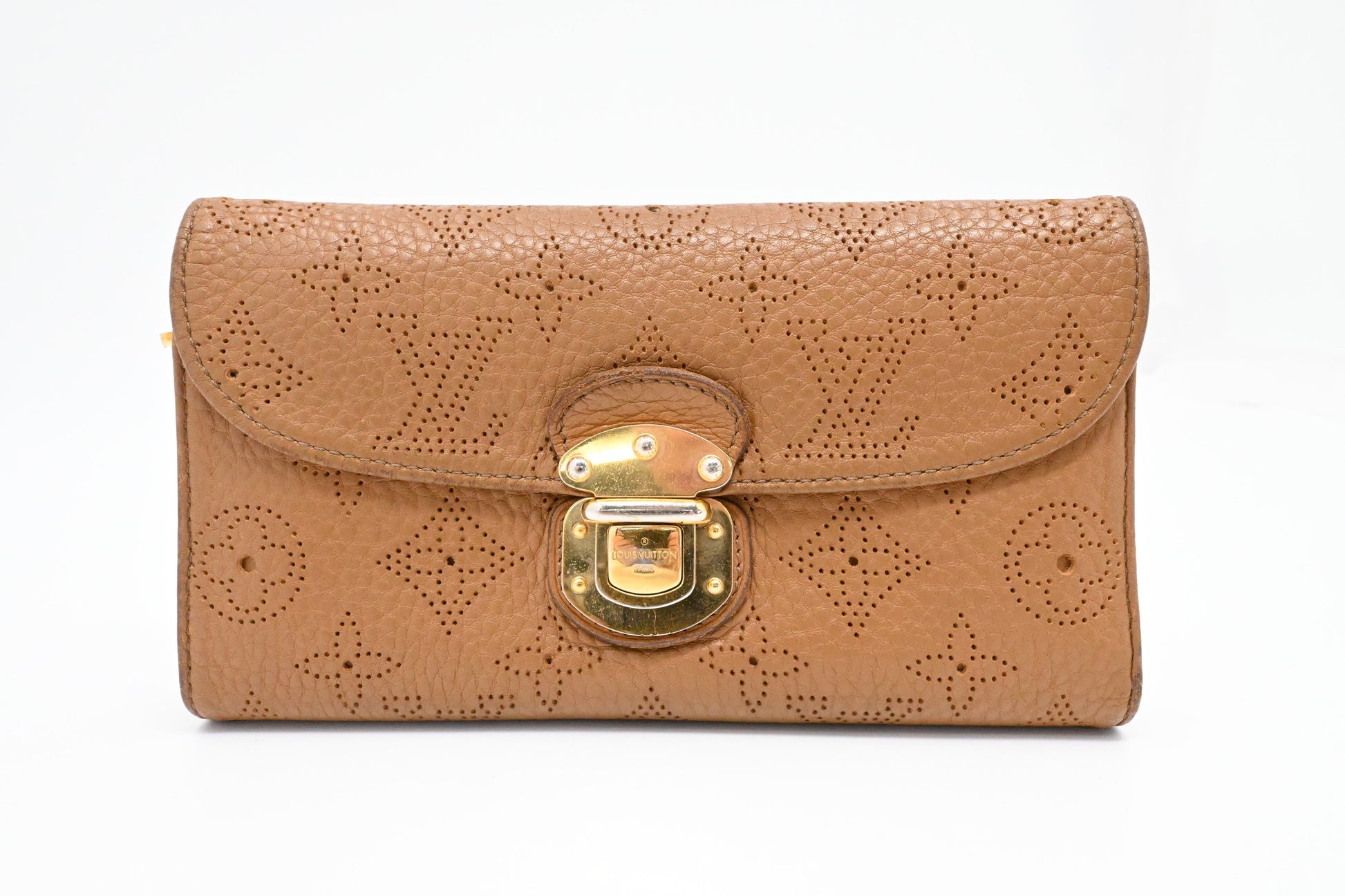 Louis Vuitton Iris Cognac Mahina Leather Wallet Case