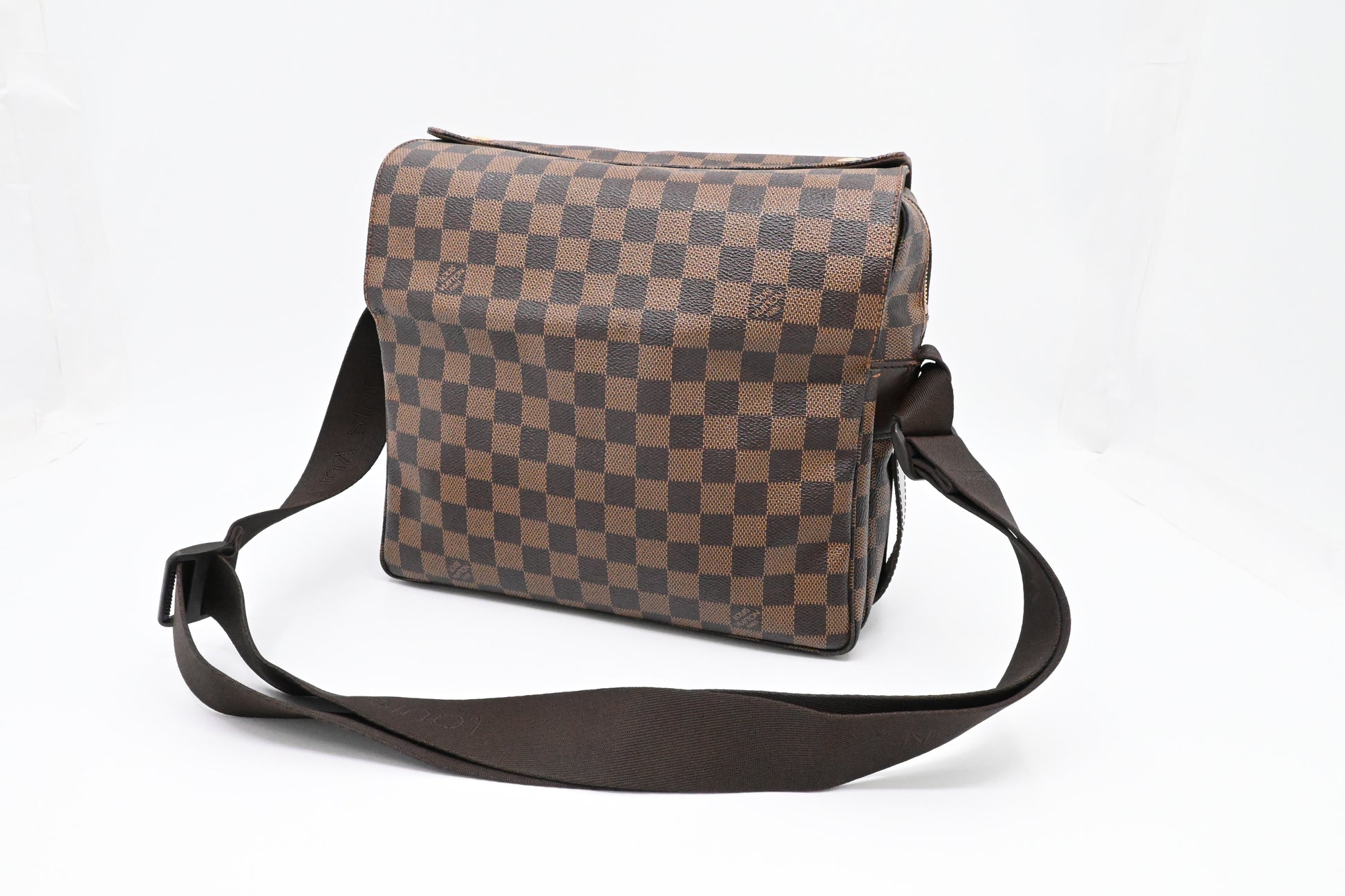 Louis Vuitton Naviglio Ebene Damier Canvas Handbag Canvas 2